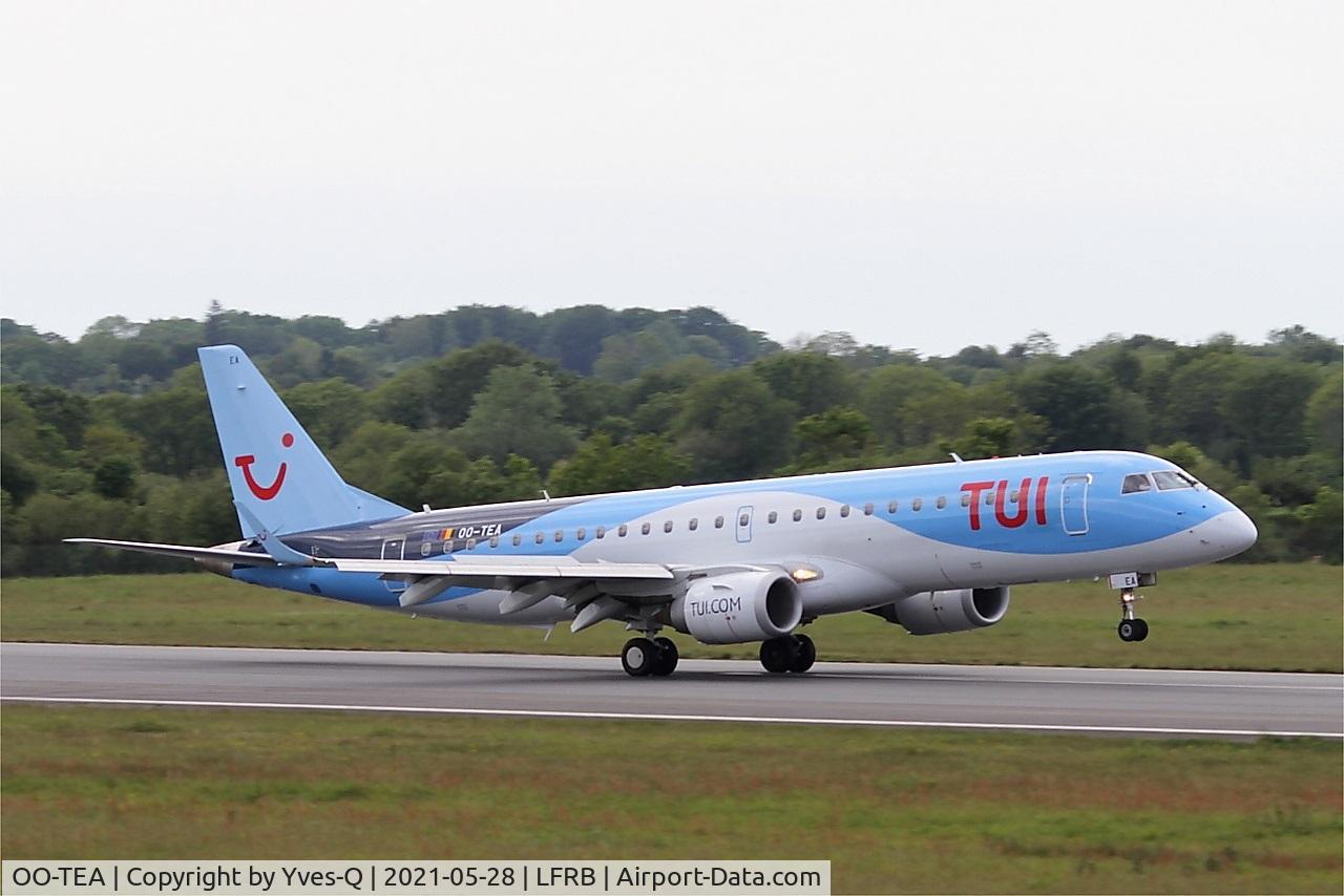 OO-TEA, 2014 Embraer 190LR (ERJ-190-100LR) C/N 19000665, Embraer 190LR, Landing rwy 07R, Brest-Bretagne Airport (LFRB-BES)
