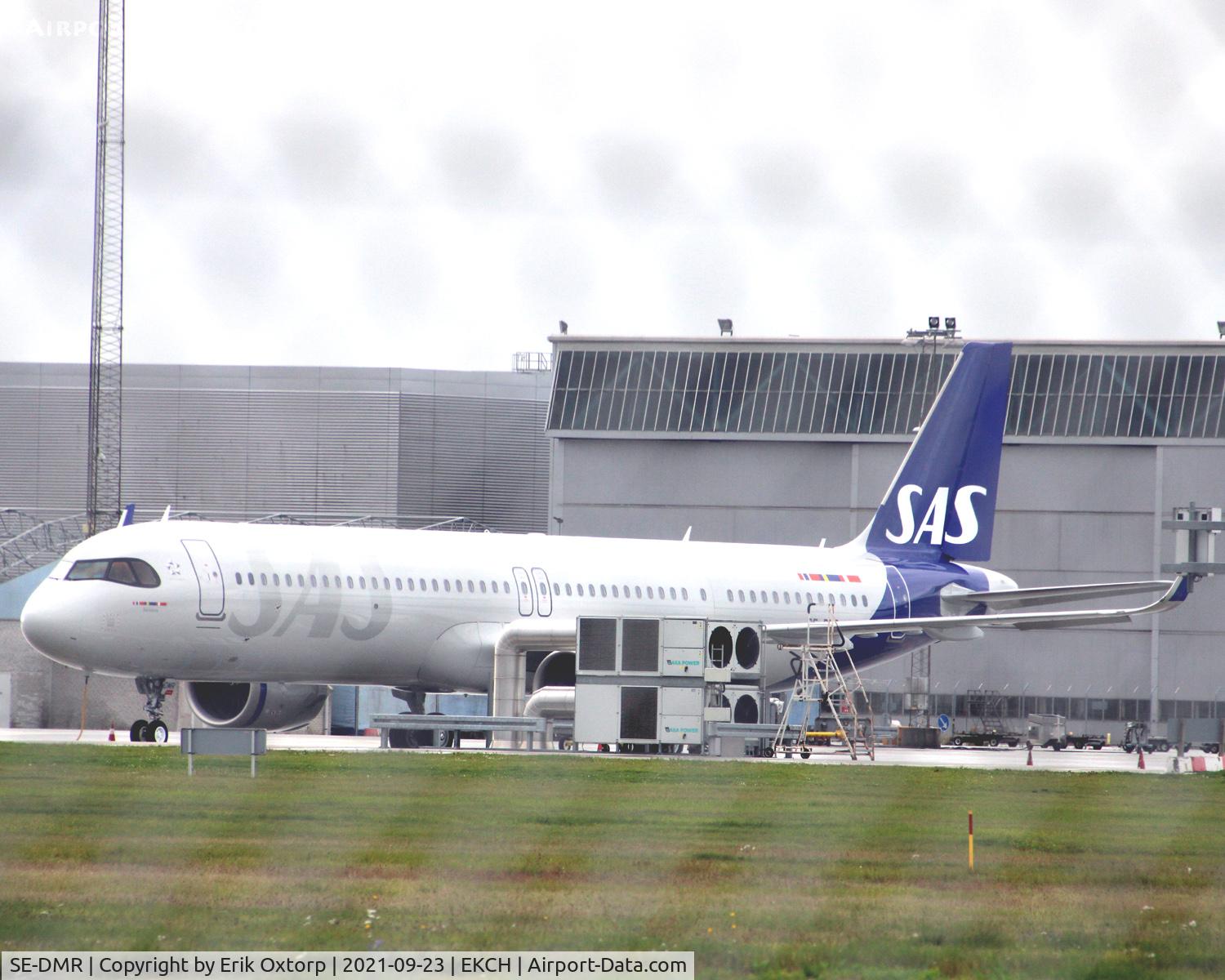 SE-DMR, 2021 Airbus A321-253NX C/N 10408, SE-DMR at SAS technical base in CPH. Delivered today (23SEP21) from Airbus in XFW.