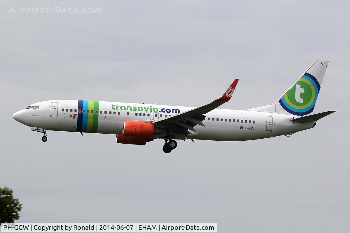 PH-GGW, 2010 Boeing 737-8EH C/N 35831, at spl