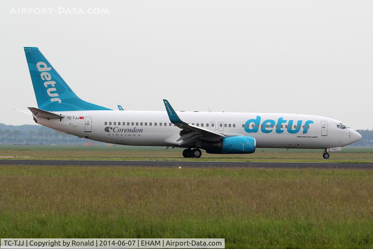 TC-TJJ, 2000 Boeing 737-8S3 C/N 29247, at spl