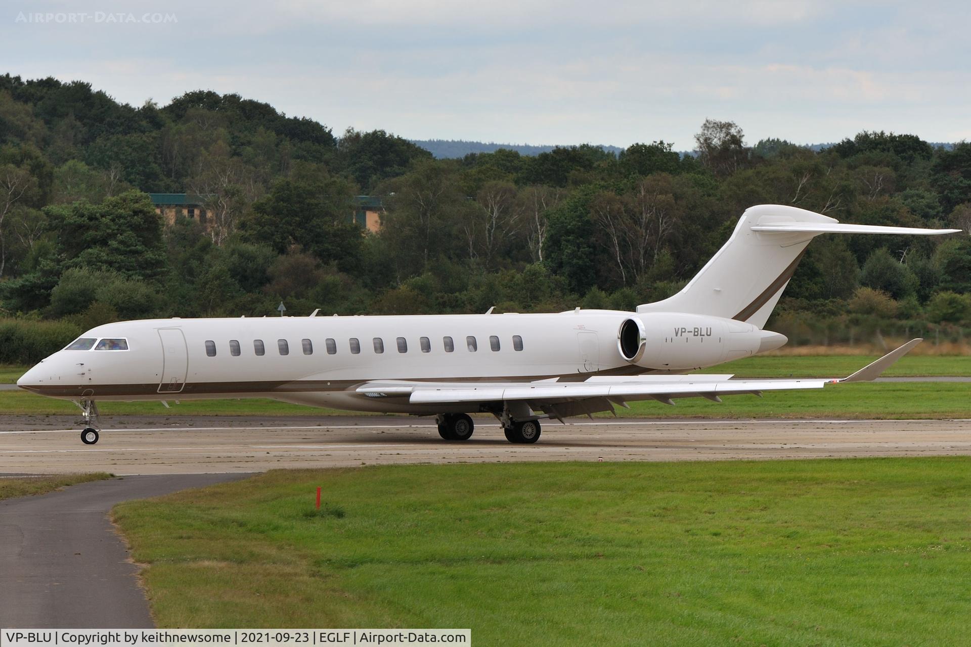 VP-BLU, Bombardier BD-700 2A12 C/N 70038, Arriving at Farnborough.