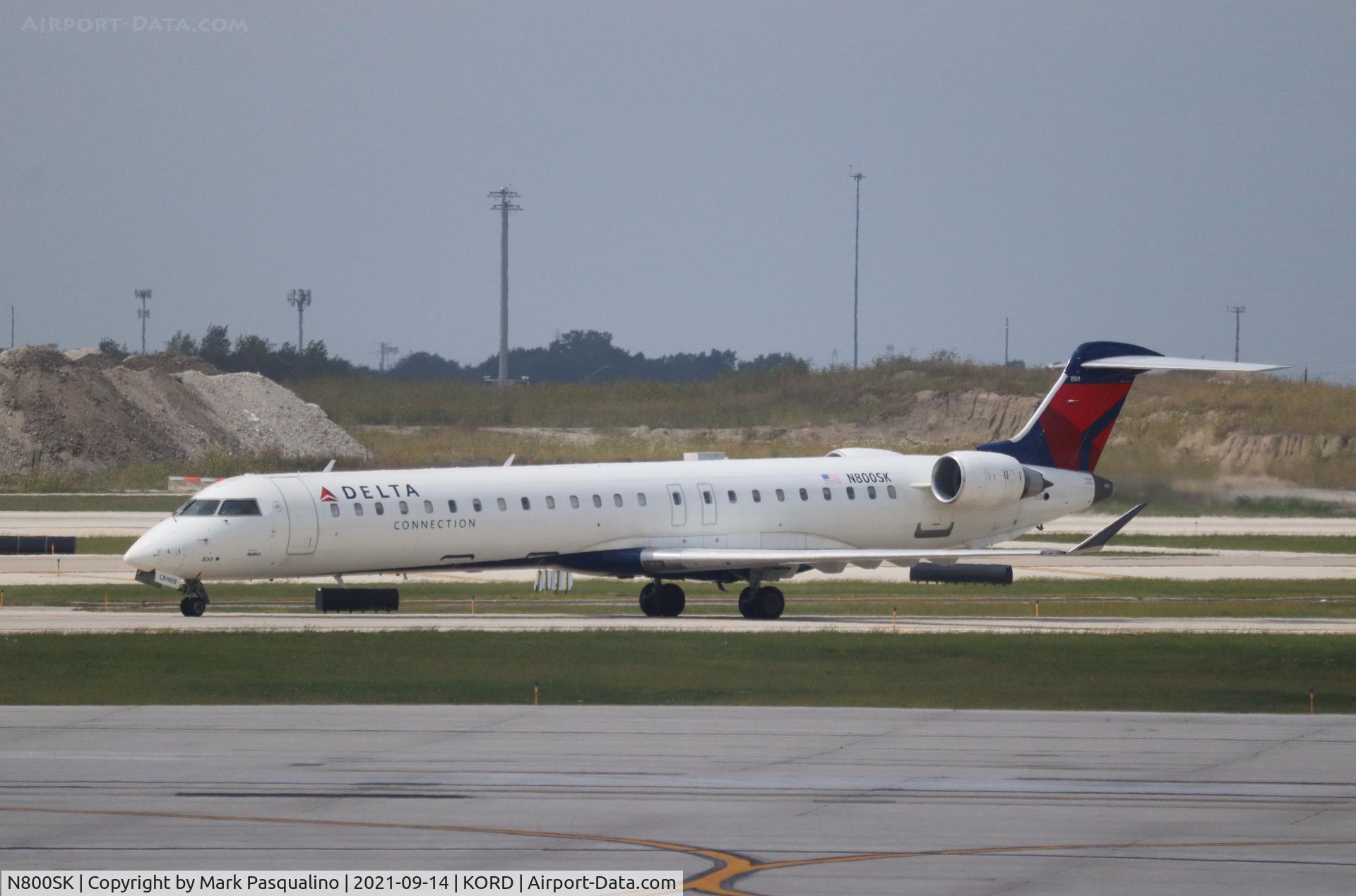 N800SK, 2006 Bombardier CRJ-900ER (CL-600-2D24) C/N 15060, CL-600-2D24