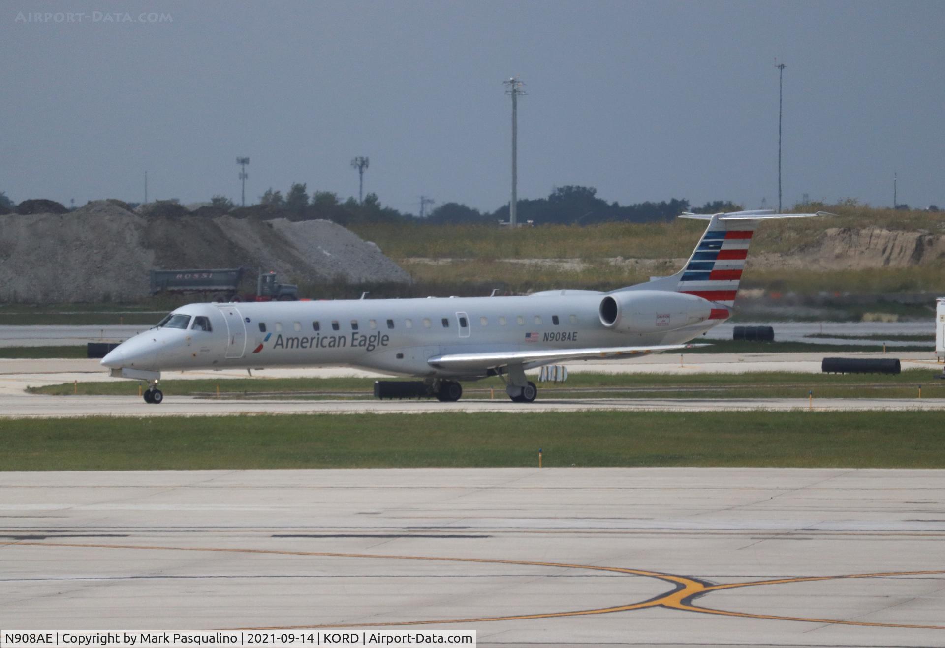 N908AE, 2005 Embraer ERJ-145LR (EMB-145LR) C/N 14500897, EMB-145LR