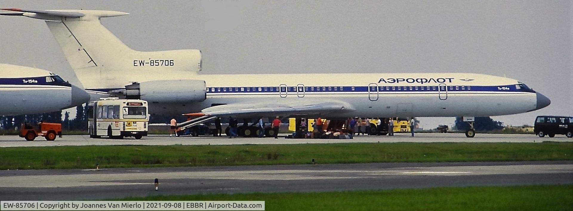 EW-85706, 1984 Tupolev Tu-154M C/N 91A881, Slide scan