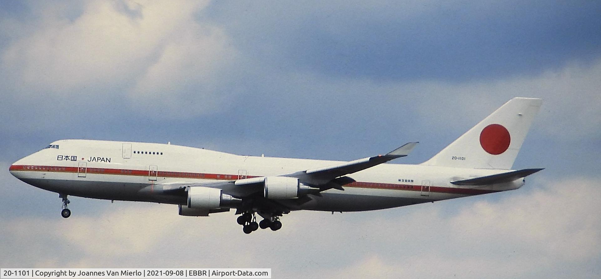 20-1101, 1990 Boeing 747-47C C/N 24730, Slide scan