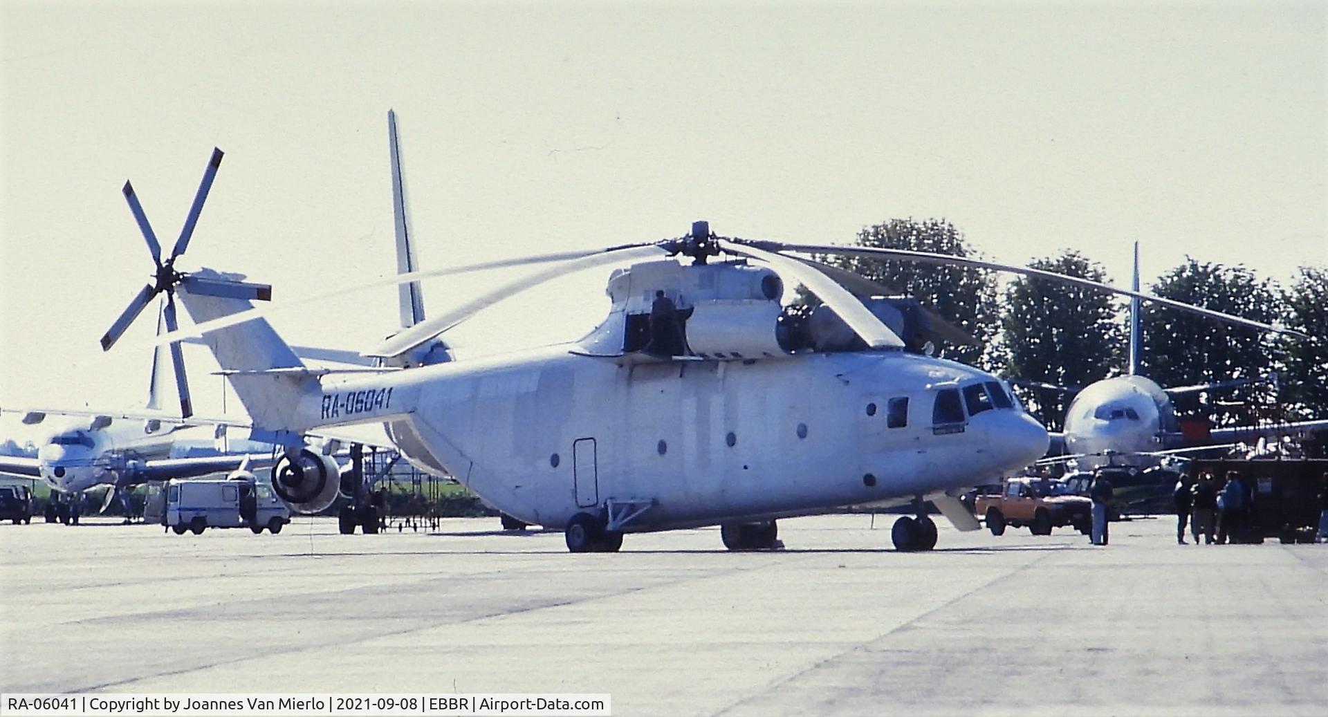RA-06041, 1990 Mil Mi-26T Halo C/N 34001212431, Parked TEAMCO '90s scan slide