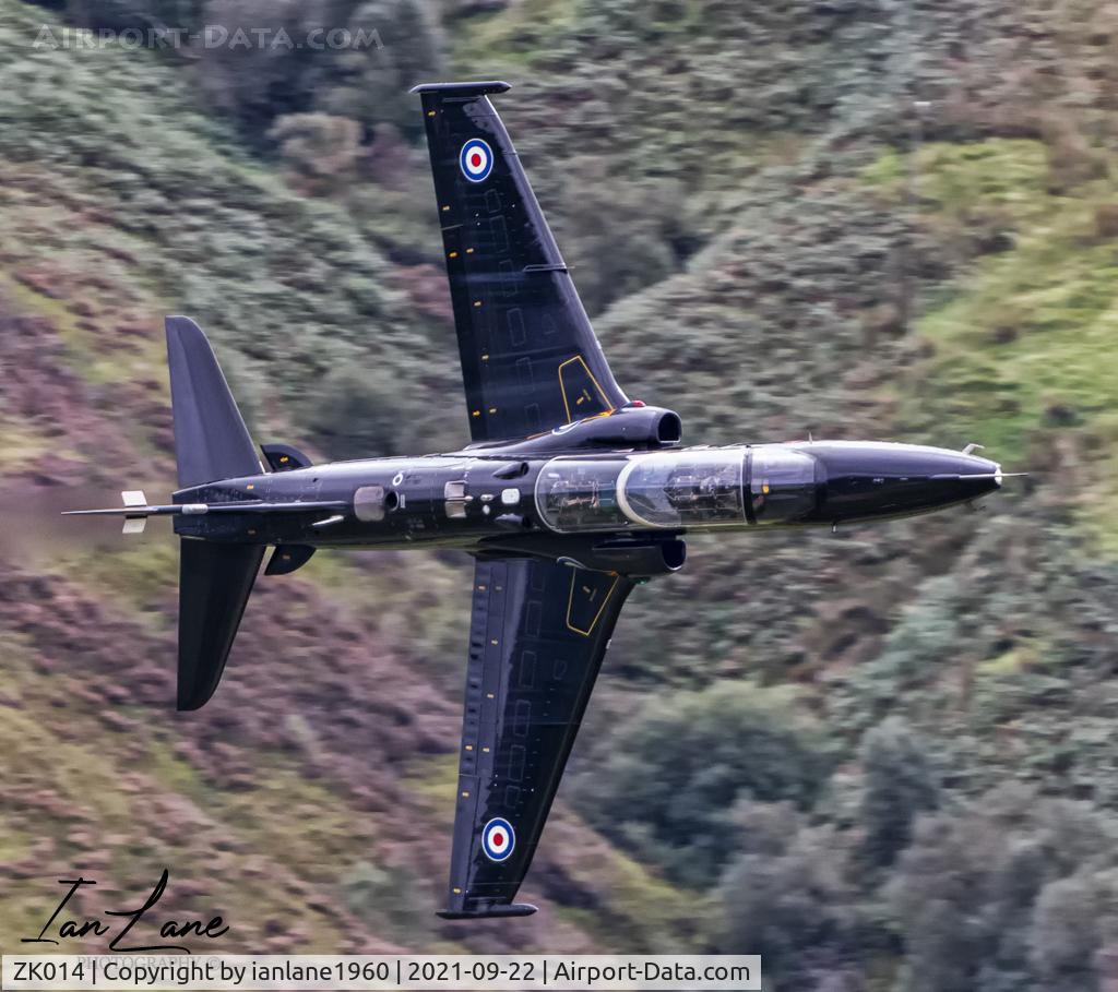 ZK014, 2008 British Aerospace Hawk T2 C/N RT005/1243, Mach Loop