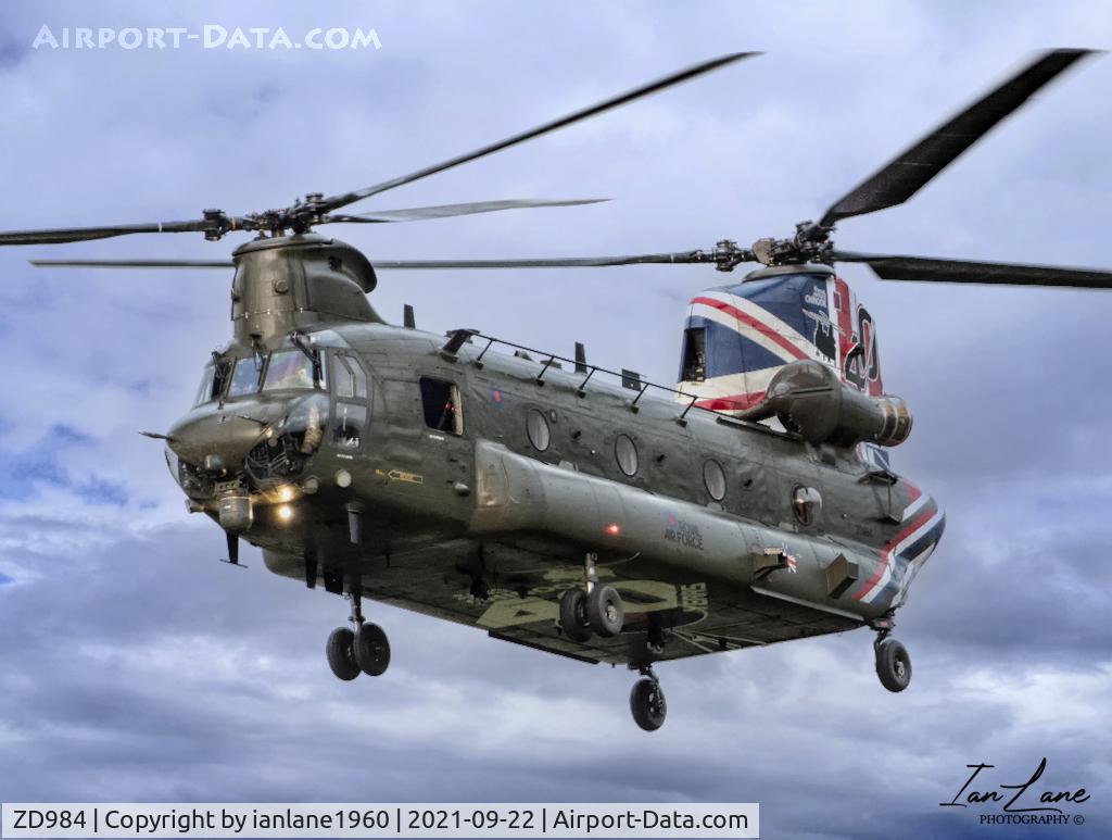 ZD984, Boeing Vertol Chinook HC.2 C/N M/A041/B-876/M7015, Mach Loop