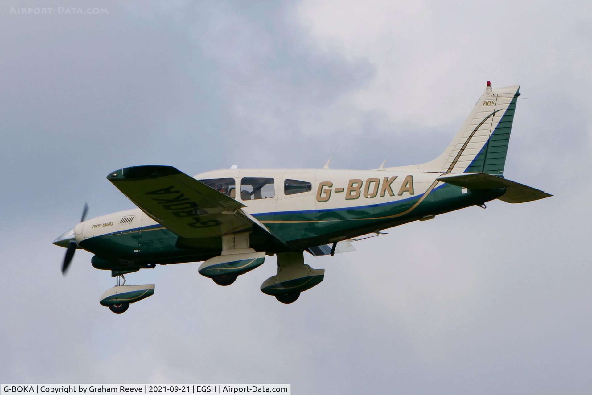 G-BOKA, 1979 Piper PA-28-201T Turbo Dakota C/N 28-7921076, Lading at Norwich.