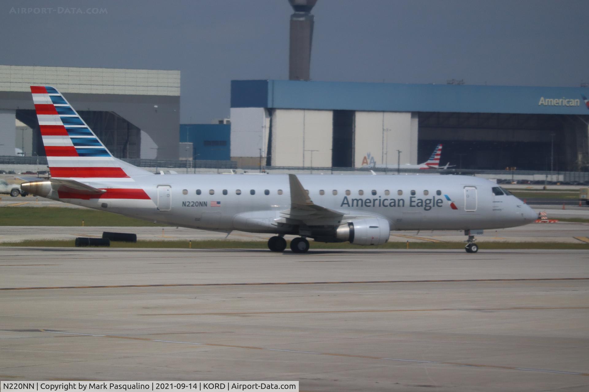 N220NN, 2015 Embraer 175LR (ERJ-170-200LR) C/N 17000523, ERJ-170-200LR