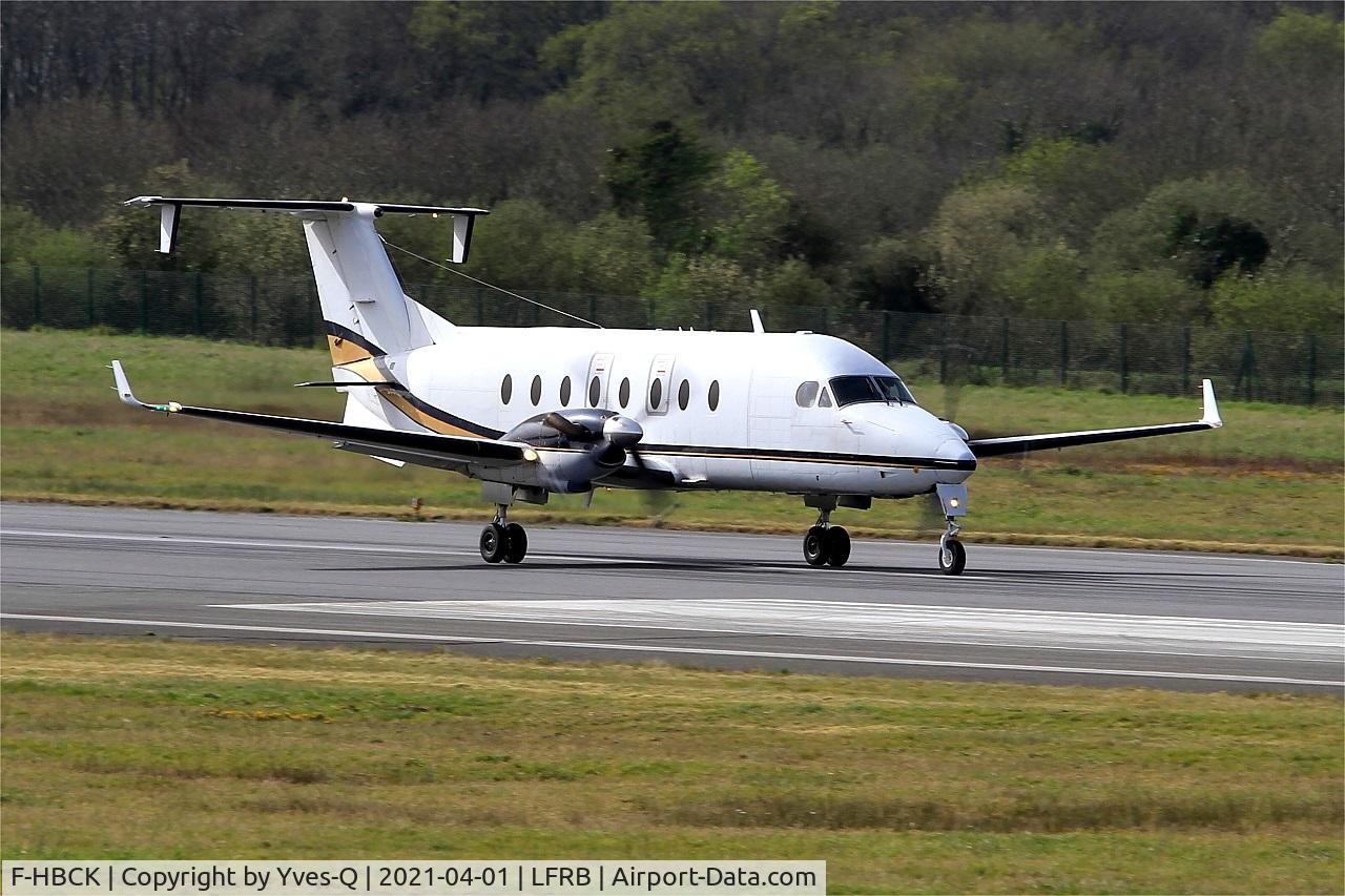 F-HBCK, 1999 Beech 1900D C/N UE-374, Beech 1900D, Take off run rwy 07R, Brest-Bretagne Airport (LFRB-BES)