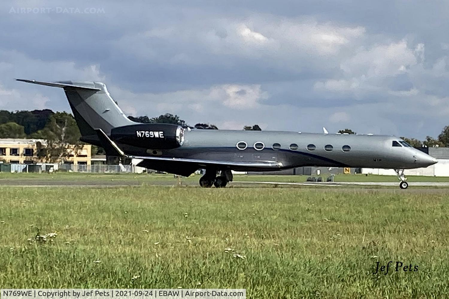 N769WE, 2004 Gulfstream Aerospace V-SP G550 C/N 5048, At Antwerp Airport.