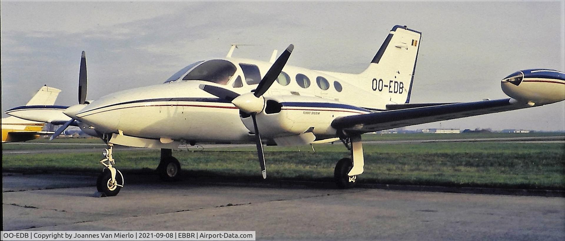 OO-EDB, 1970 Cessna 421A Golden Eagle Golden Eagle C/N 421A-0138, Slide scan