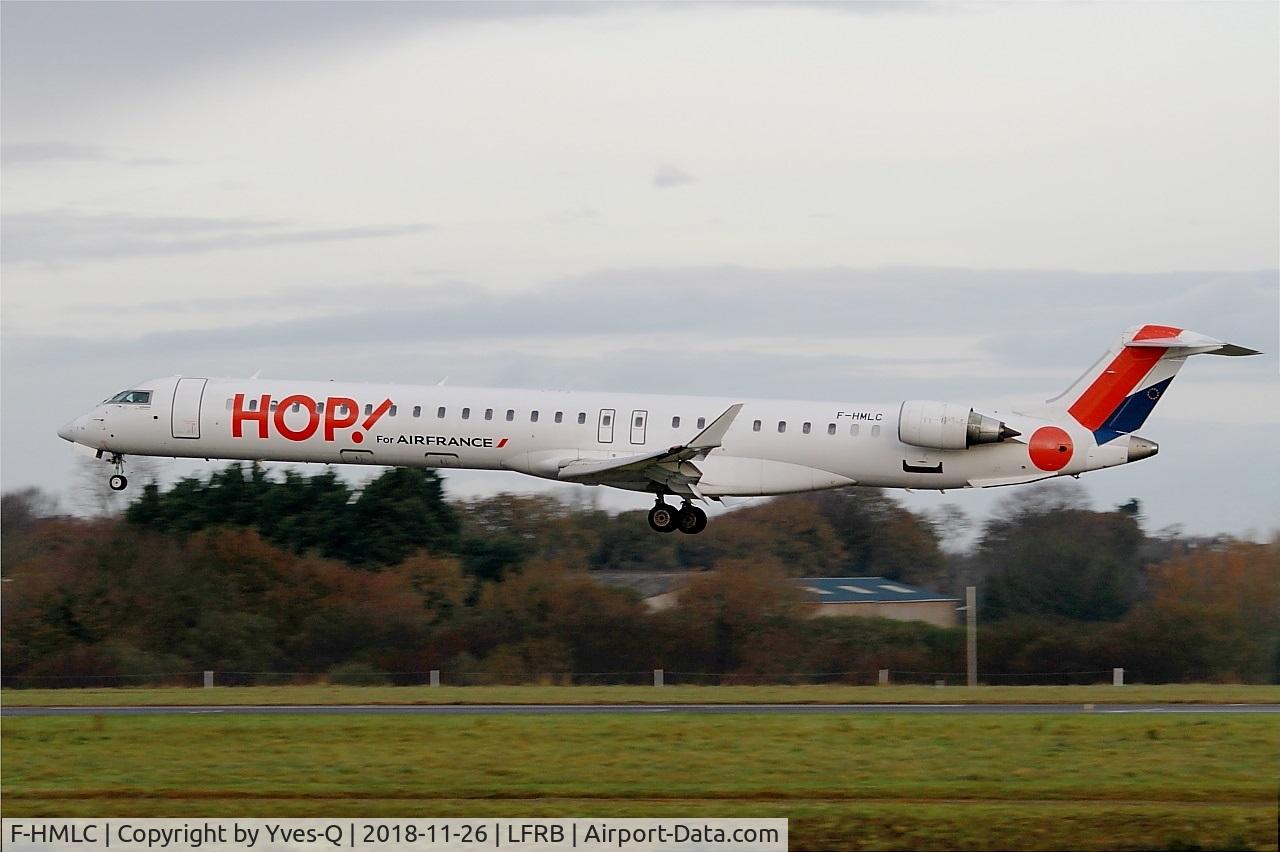 F-HMLC, 2010 Bombardier CRJ-1000EL NG (CL-600-2E25) C/N 19006, Bombardier CRJ-1000EL NG, Landing rwy 25L, Brest-Bretagne airport (LFRB-BES)