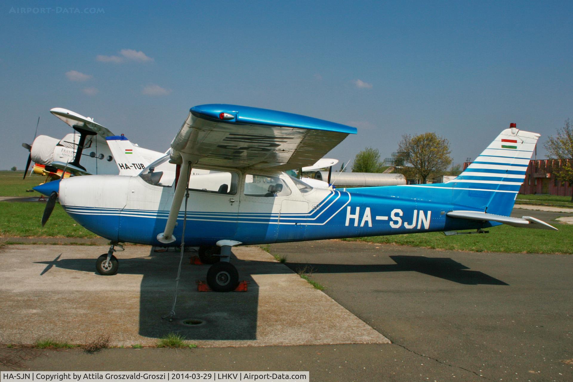 HA-SJN, Cessna R172K Hawk XP Hawk XP C/N R1722349, LHKV - Kaposújlak Airport, Hungary