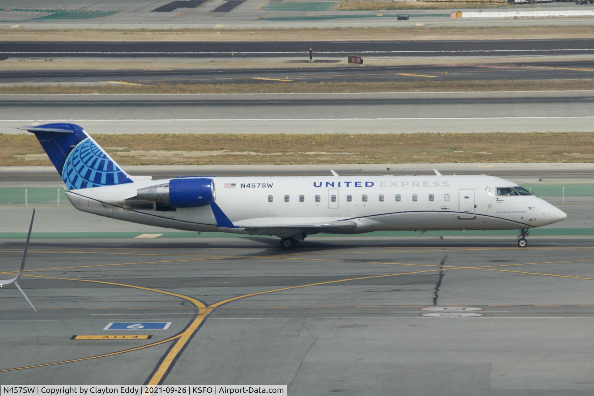 N457SW, 2003 Canadair CL-600-2B19 Regional Jet CRJ-200LR C/N 7773, Sky Terrace SFO 2021.