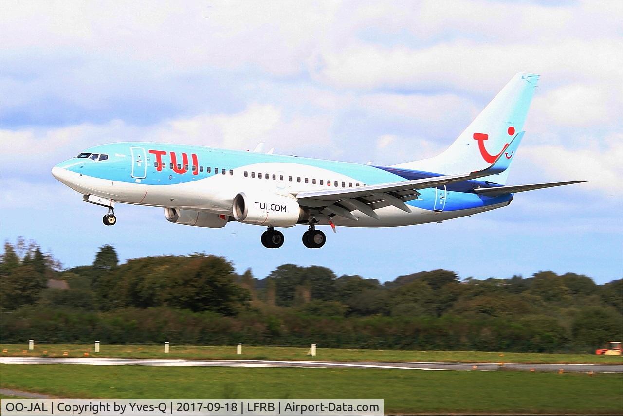 OO-JAL, 2004 Boeing 737-7K2 C/N 30668, Boeing 737-7K, On final rwy 25L, Brest-Bretagne airport (LFRB-BES)