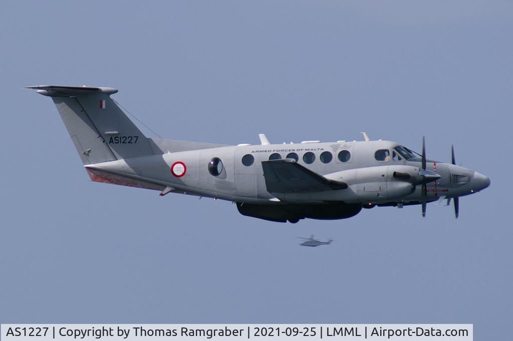 AS1227, 2010 Hawker Beechcraft B200 King Air C/N BB-2018, Malta - Armed Forces Beechcraft B200 Super King Air