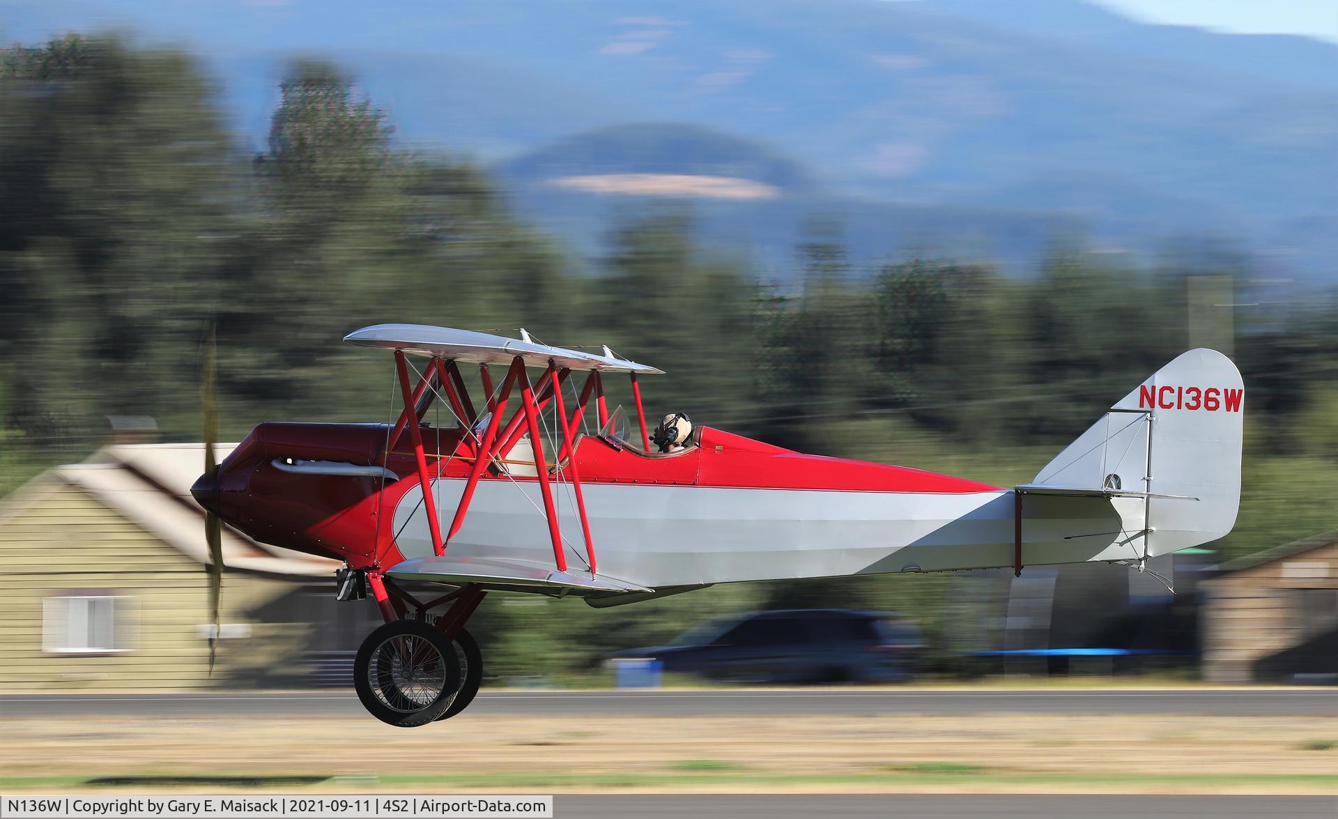 N136W, 1930 Lincoln Page 1928 C/N 259, WAAAM 2021 Fly-In, Jernstedt Field 4S2, Hood River, OR