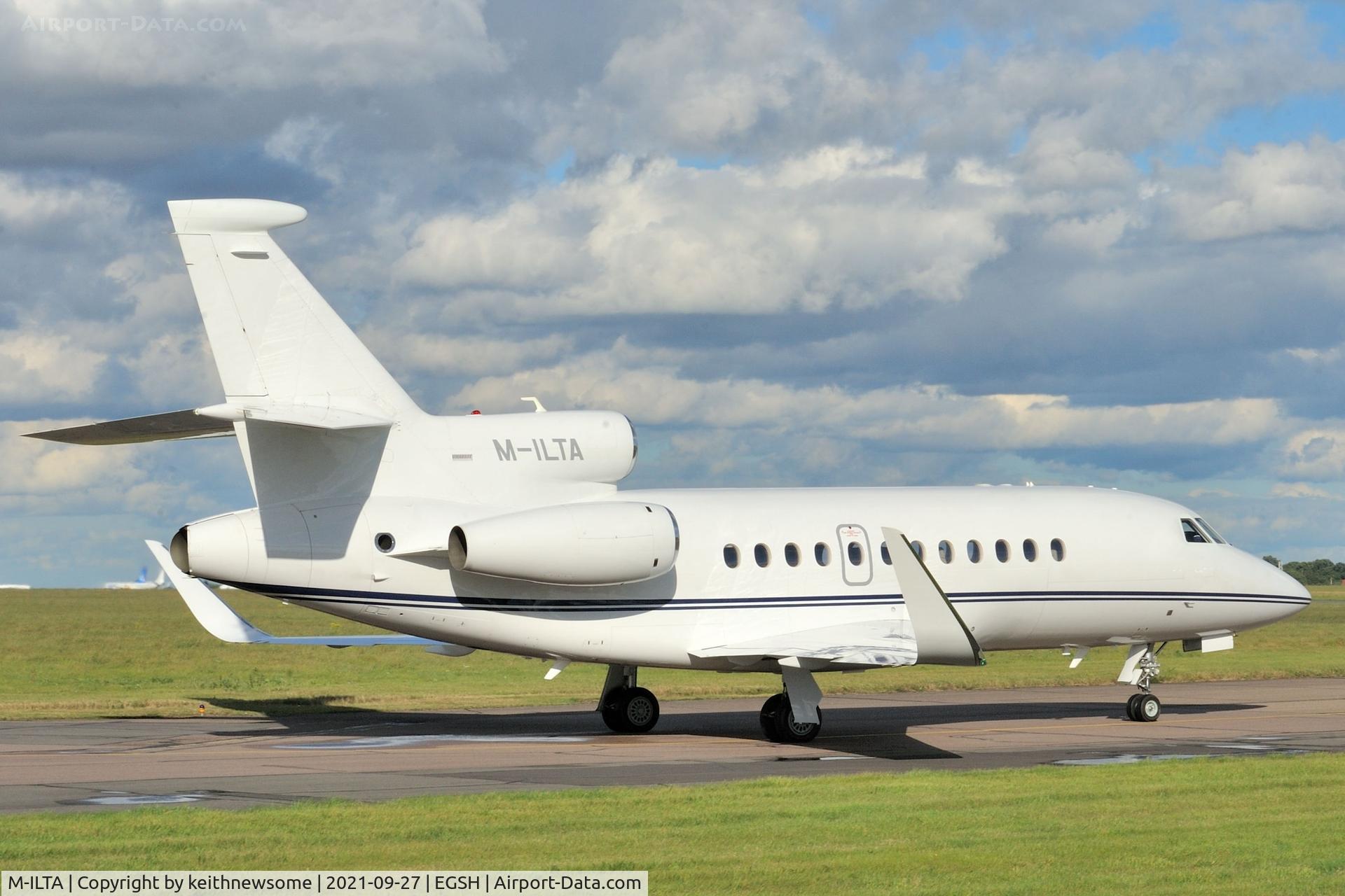 M-ILTA, 2017 Dassault Falcon 900LX C/N 306, Leaving Norwich.