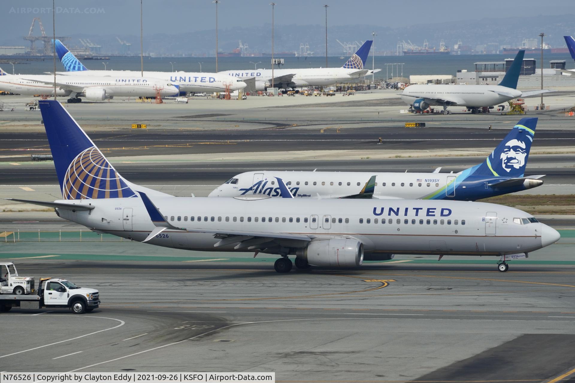 N76526, 2010 Boeing 737-824 C/N 38700, Sky Terrace SFO 2021.