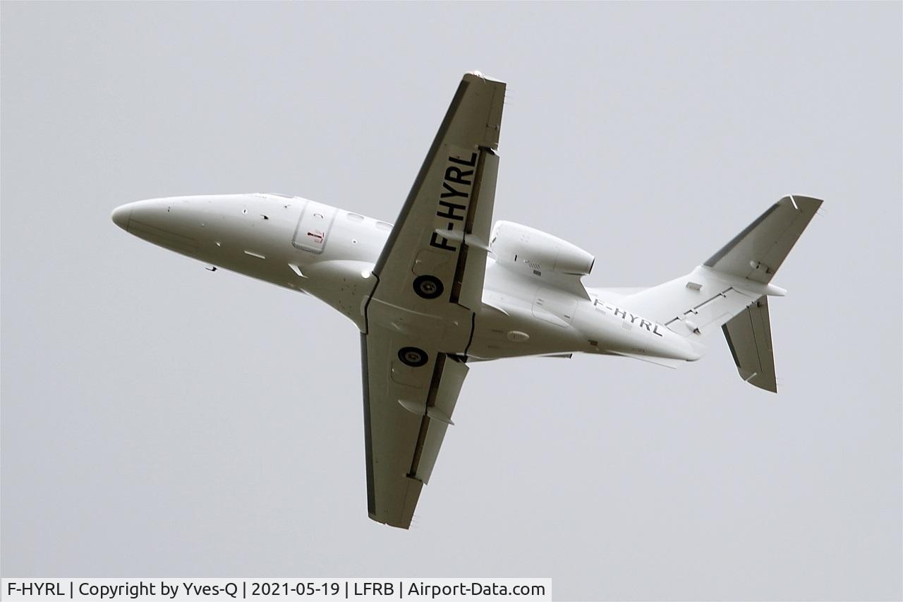 F-HYRL, 2021 Embraer EMB-500 Phenom 100 C/N 50000040, Embraer EMB-500 Phenom, Take off rwy 25L, Brest-Bretagne airport (LFRB-BES)
