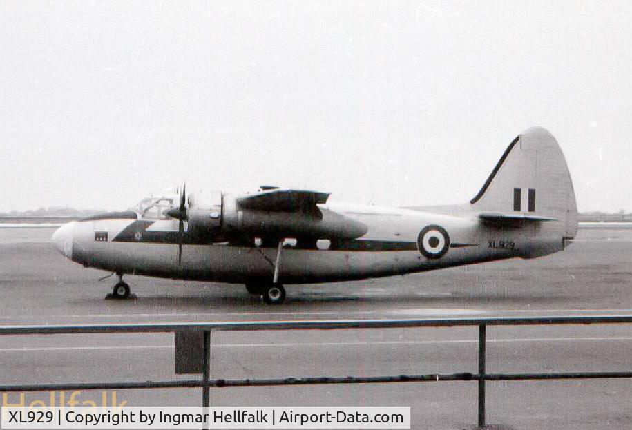 XL929, 1956 Hunting Percival P-66 Pembroke C1 C/N K66/087, Photografed at Kastrup, Copenhagen Airport in mid 60-ies.