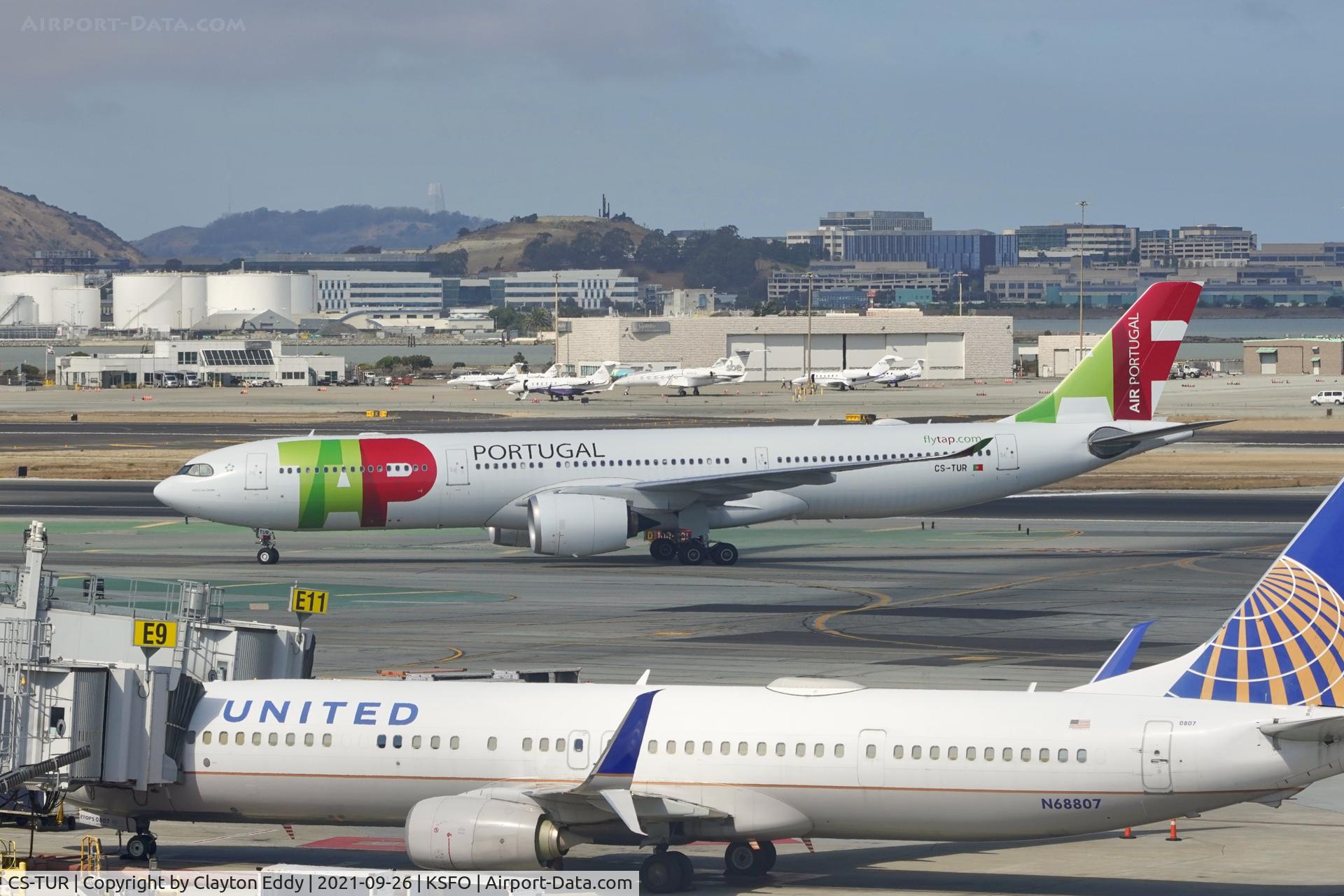 CS-TUR, 2019 Airbus A330-941N C/N 1943, Sky Terrace SFO 2021.
