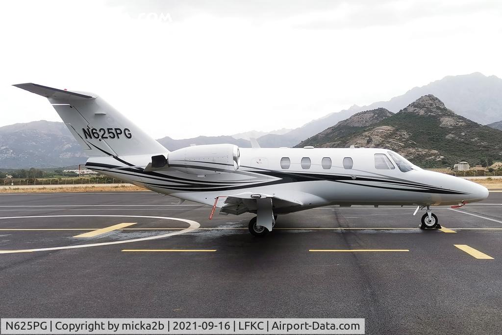 N625PG, 1998 Cessna 525 CitationJet CJ1 C/N 525-0282, Parked