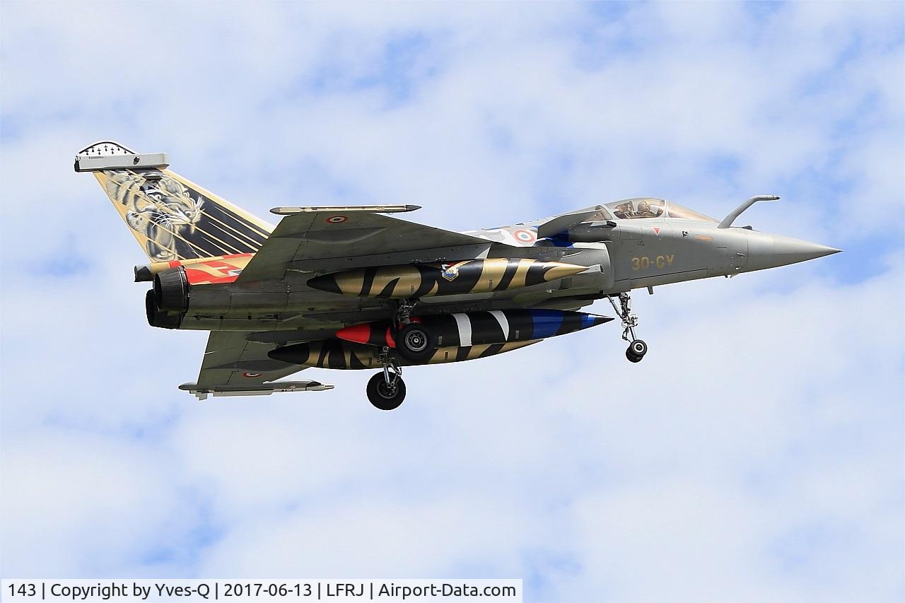 143, 2013 Dassault Rafale C C/N 143, Dassault Rafale C, On final rwy 08, Landivisiau Naval Air Base (LFRJ) Tiger Meet 2017