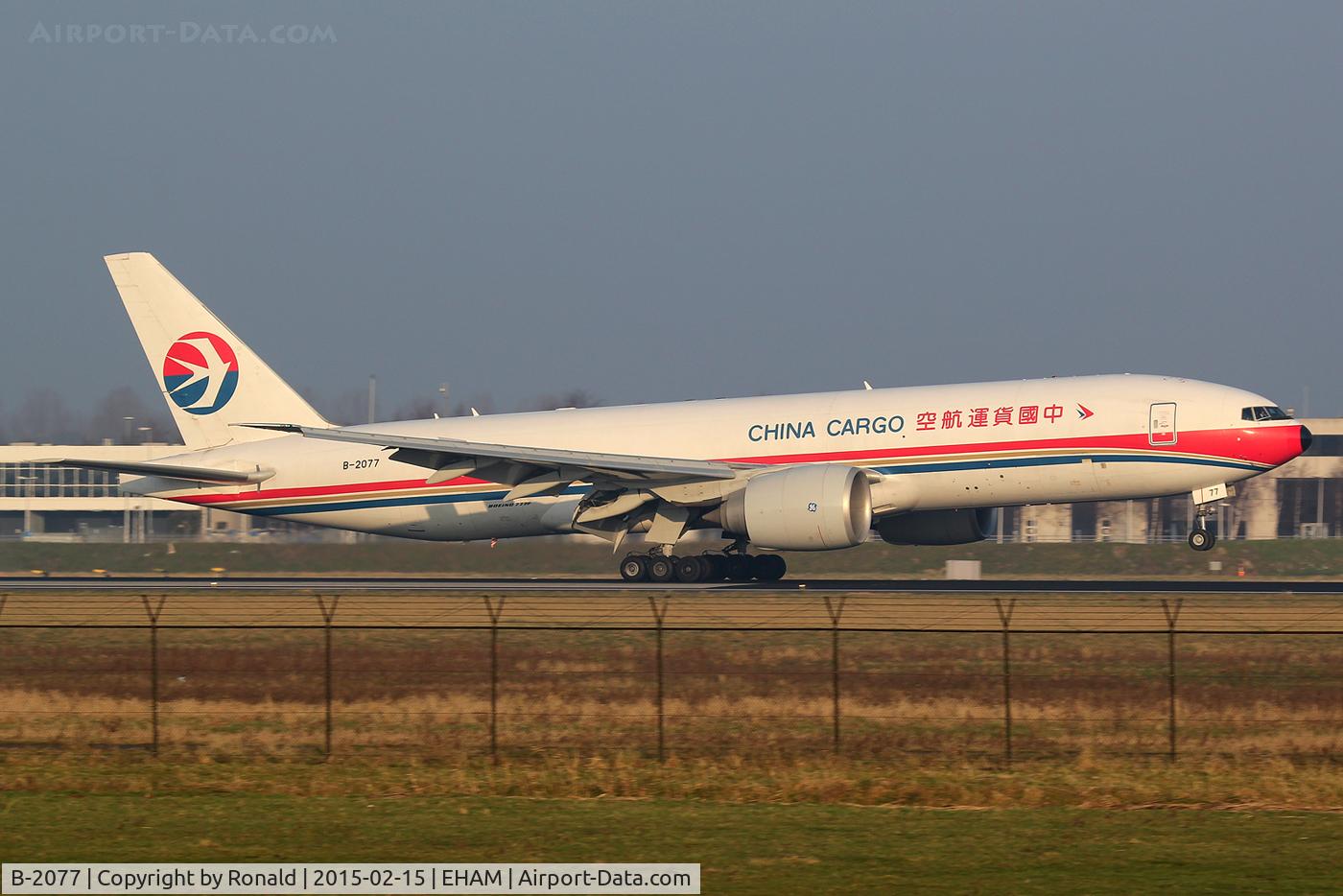 B-2077, 2010 Boeing 777-F6N C/N 37713, at spl