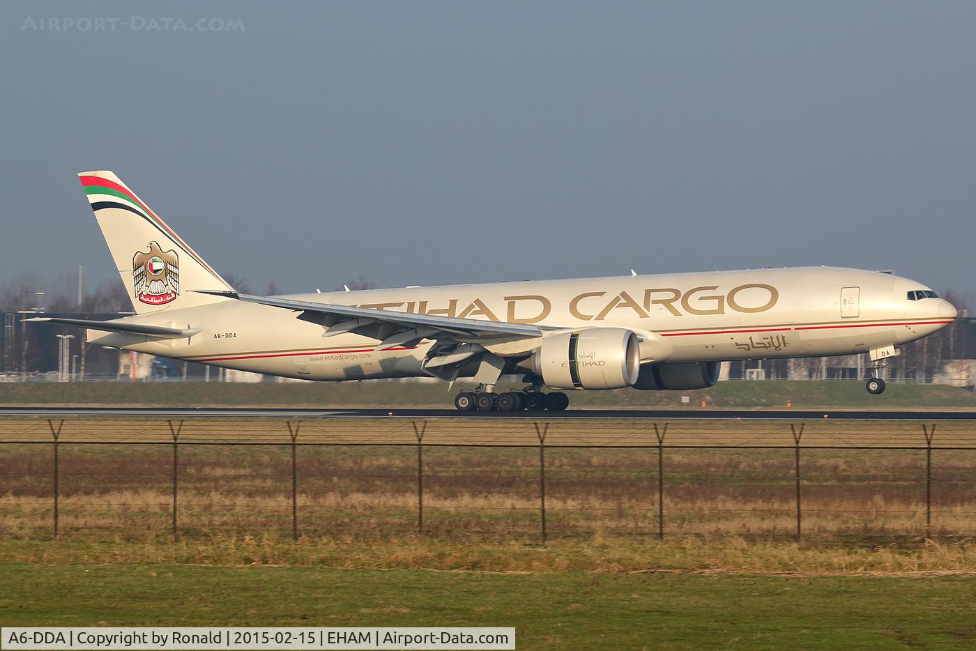 A6-DDA, 2011 Boeing 777-FFX C/N 39682, at spl