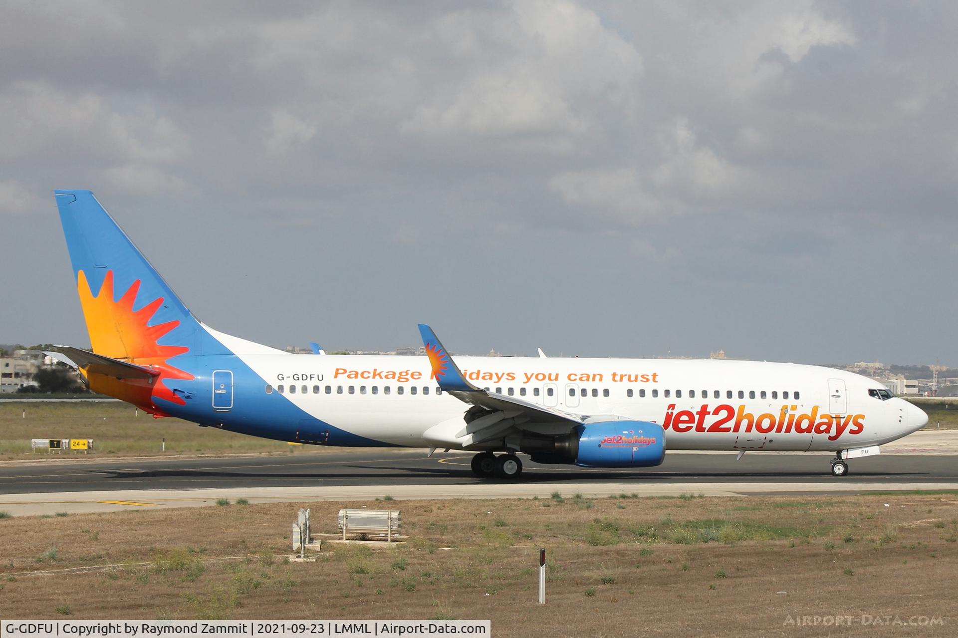 G-GDFU, 2001 Boeing 737-8K5 C/N 30416, B737-800 G-GDFU Jet2Com