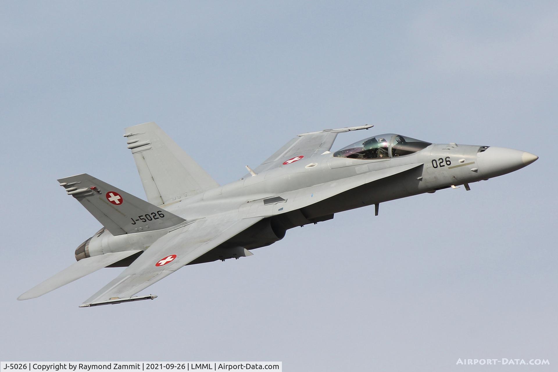 J-5026, 1999 McDonnell Douglas F/A-18C Hornet C/N 1375/SFC026, McDonnell Douglas FA-18C Hornet