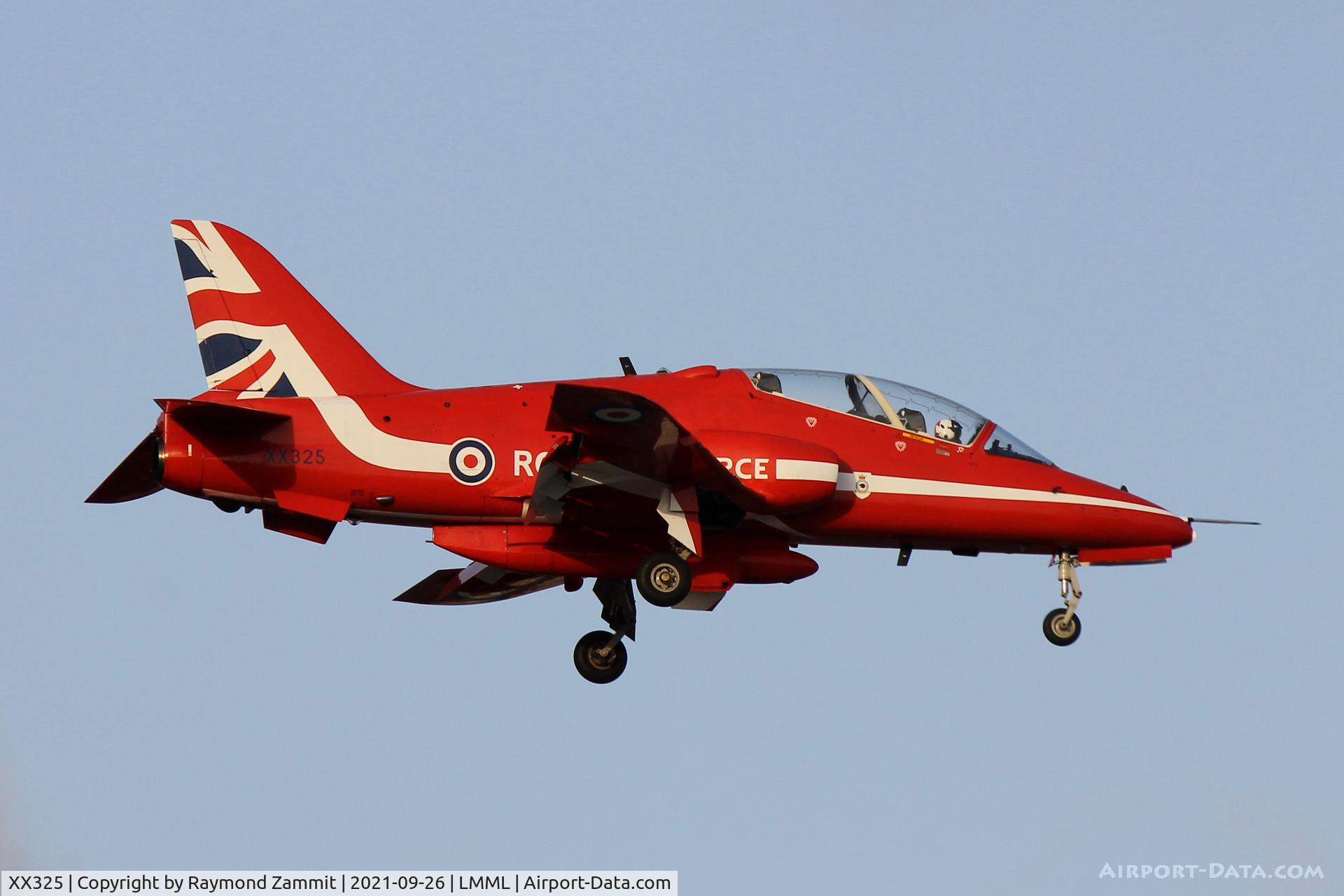XX325, 1980 Hawker Siddeley Hawk T.1 C/N 169/312150, HS Hawk T1 XX325 Red Arrows Royal Air Force
