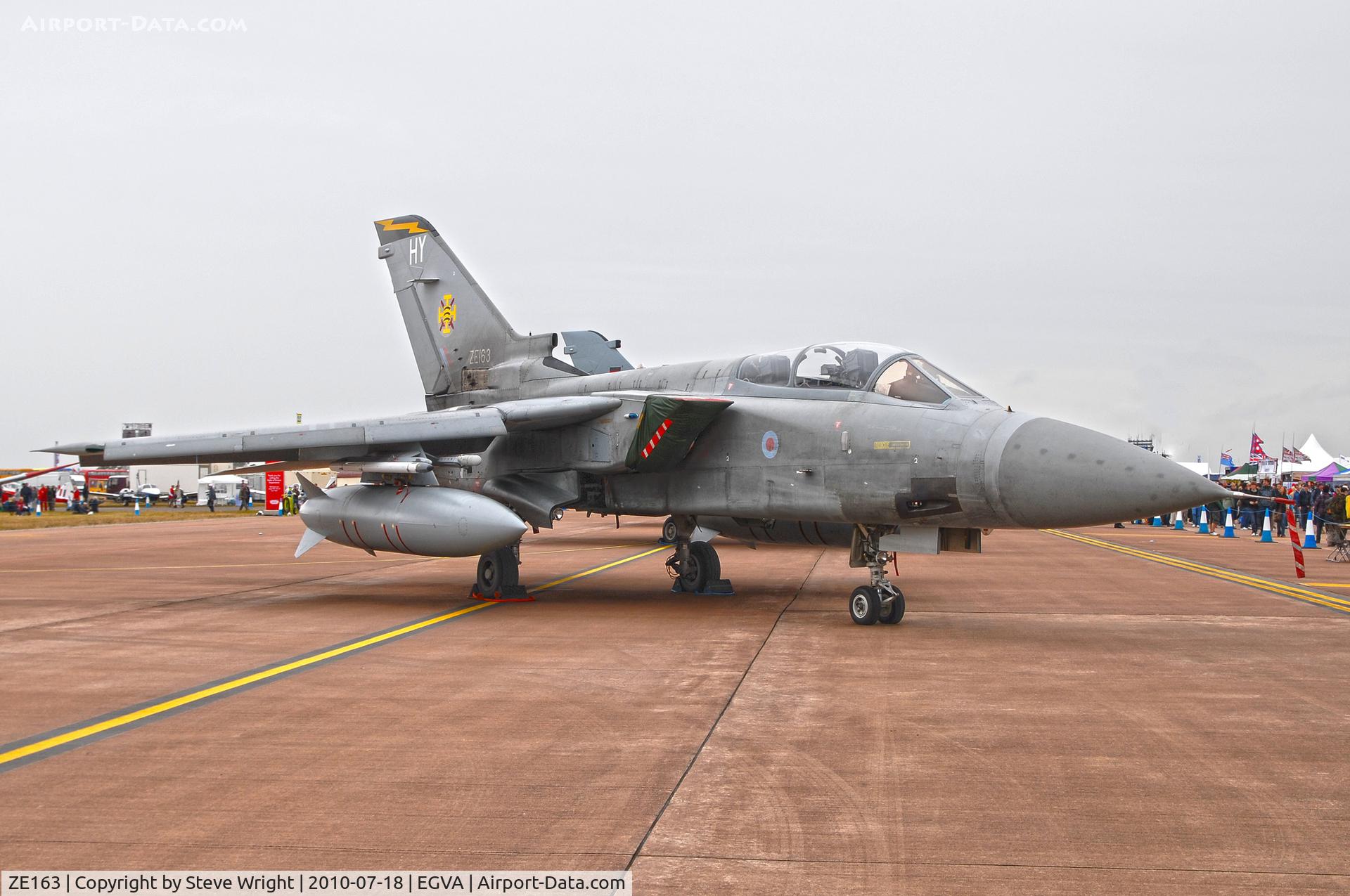 ZE163, 1987 Panavia Tornado F.3 C/N 529/AT012/3238, Royal International Air Tattoo 2010 RAF Fairford UK