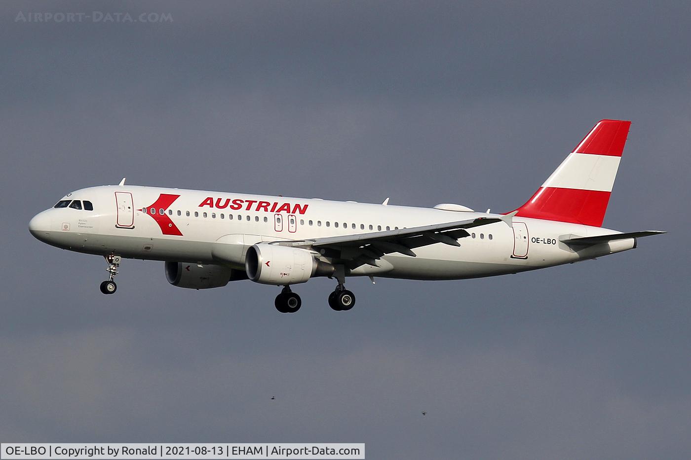 OE-LBO, 1998 Airbus A320-214 C/N 776, at spl