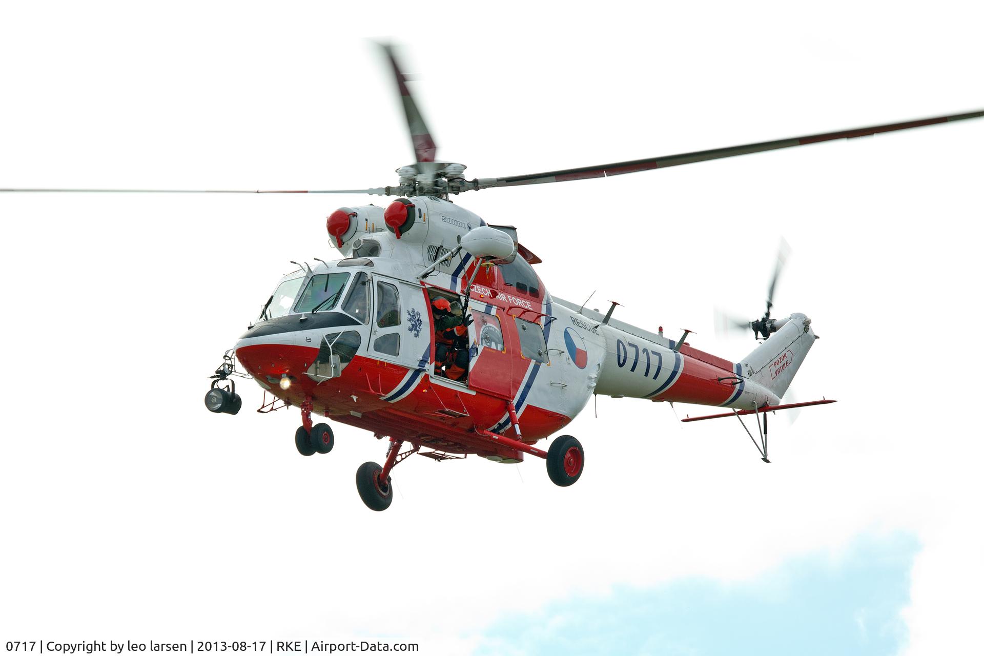 0717, PZL-Swidnik W-3A Sokól C/N 370717, Roskilde Air Show 17.8.2013