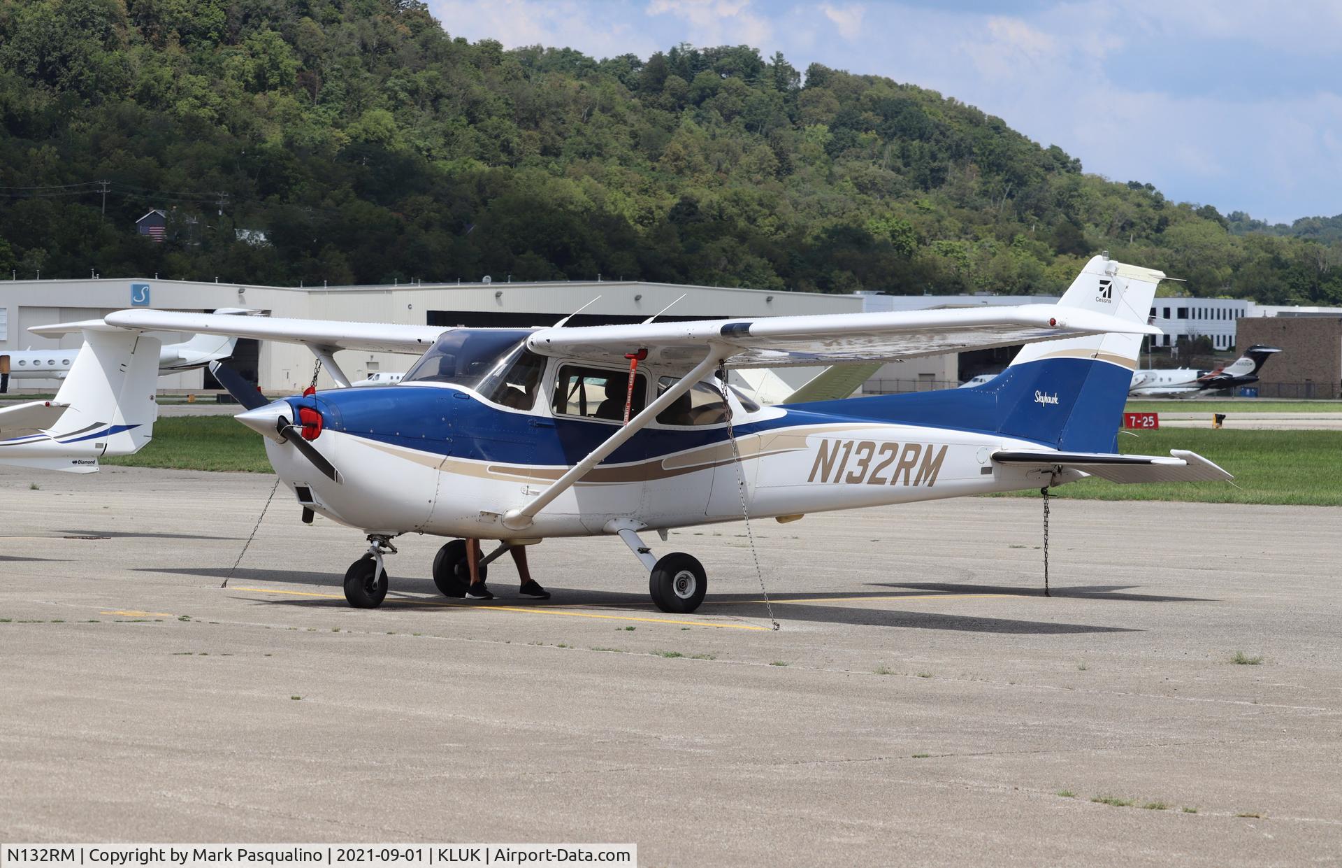 N132RM, 2001 Cessna 172S C/N 172S8919, Cessna 172S