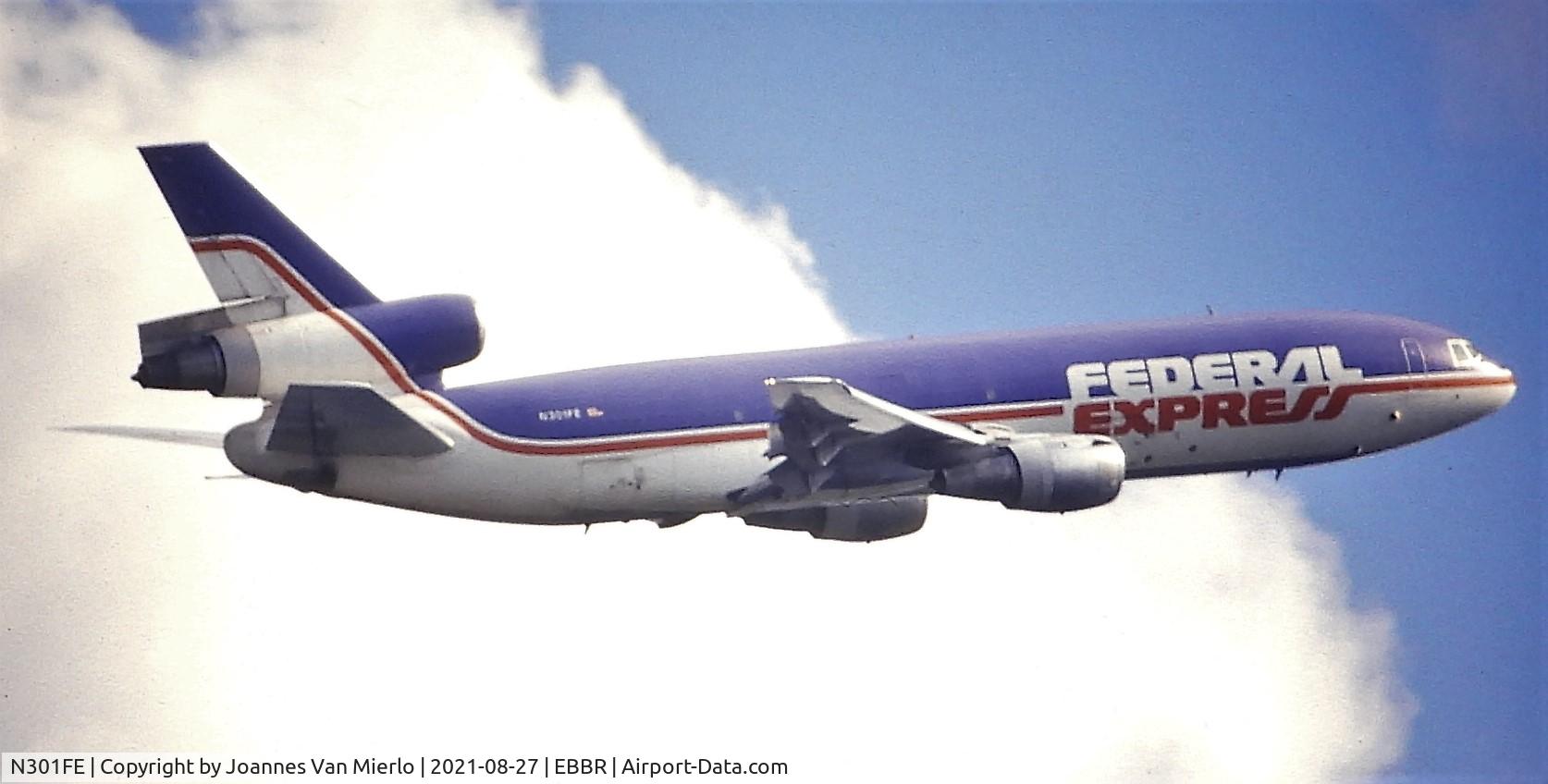 N301FE, 1973 McDonnell Douglas MD-10-30F C/N 46800, Slide scan