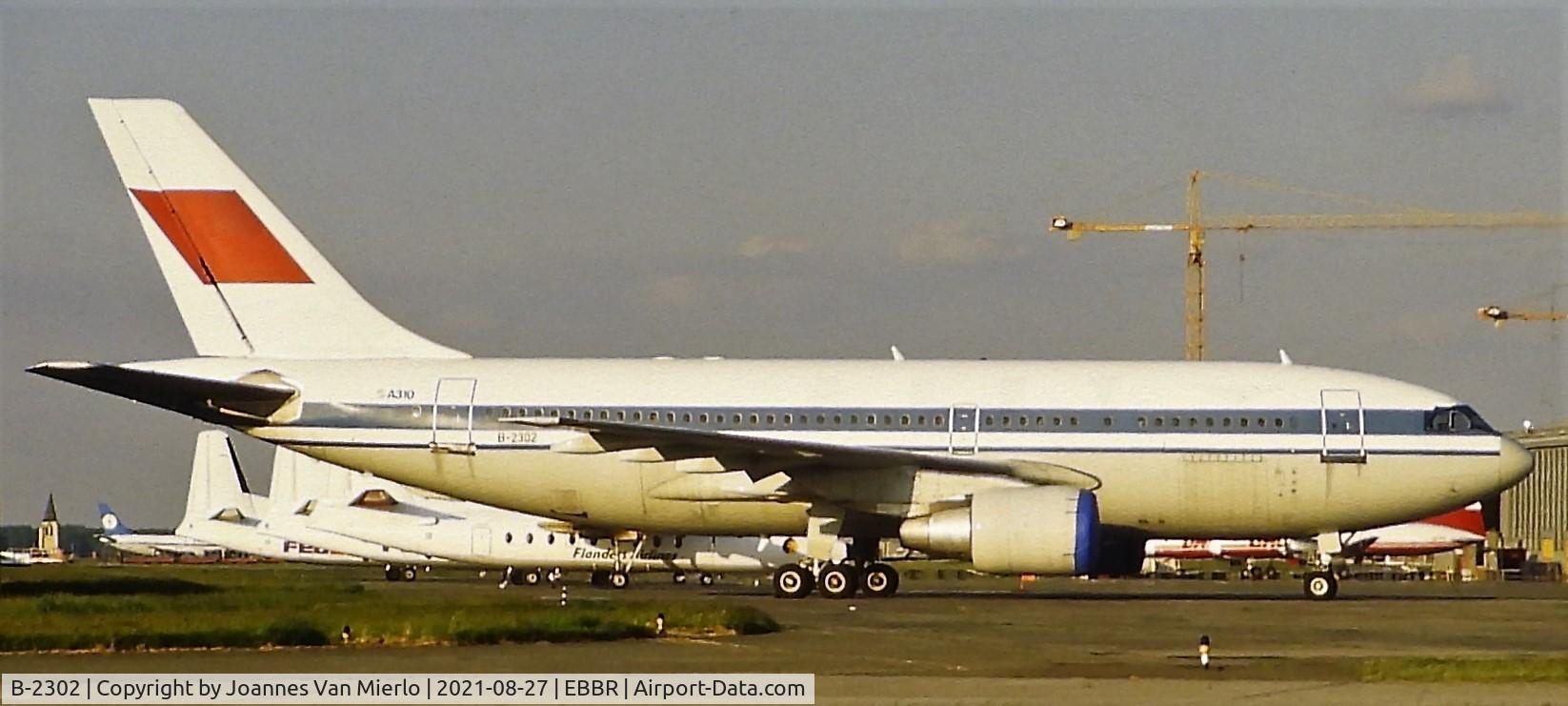 B-2302, 1984 Airbus A310-222 C/N 320, Slide scan