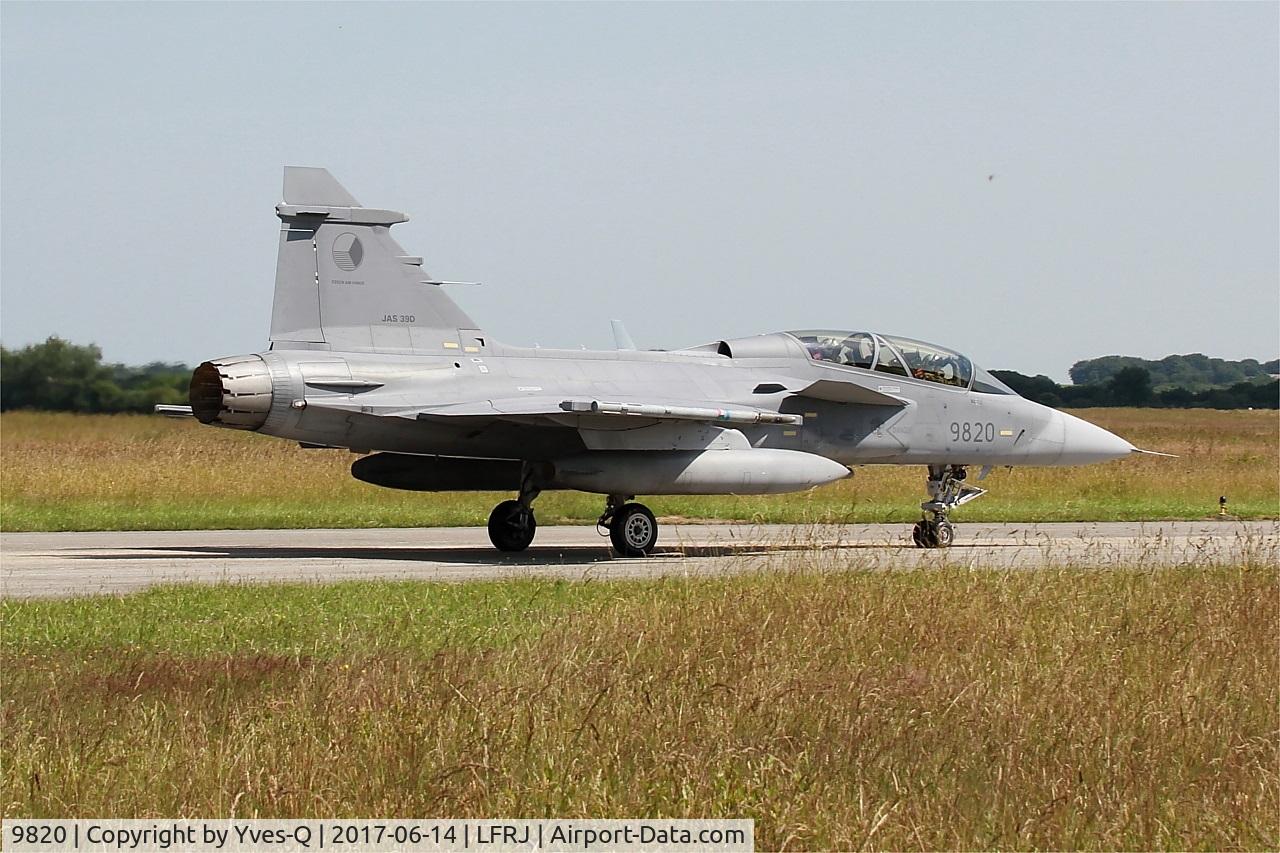 9820, 2005 Saab JAS-39D Gripen C/N 39820, Saab JAS-39D Gripen, Taxiing to flight line, Landivisiau Naval Air Base (LFRJ) Tiger Meet 2017