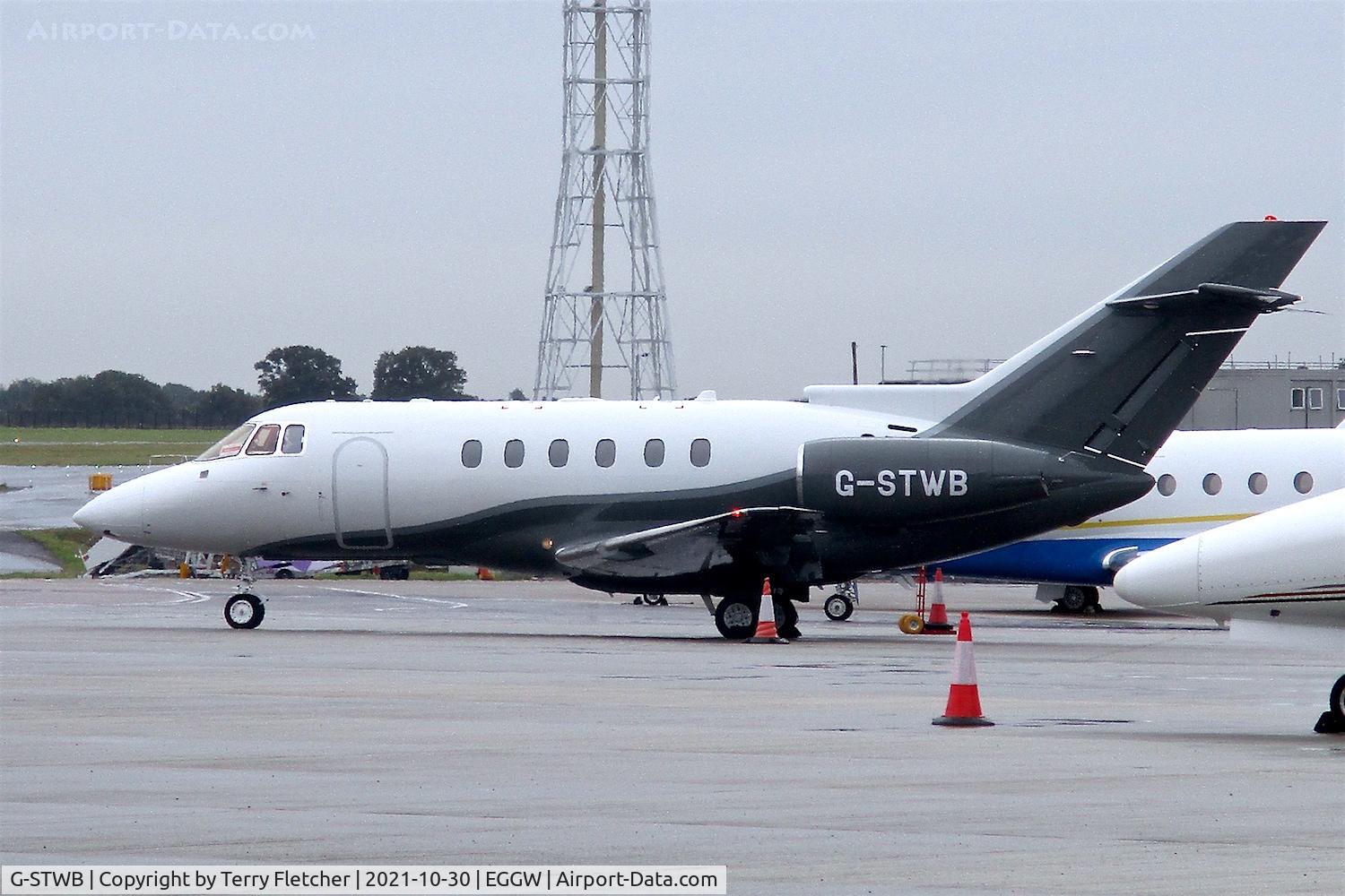 G-STWB, 2008 Hawker Beechcraft 750 C/N HB-17, At Luton