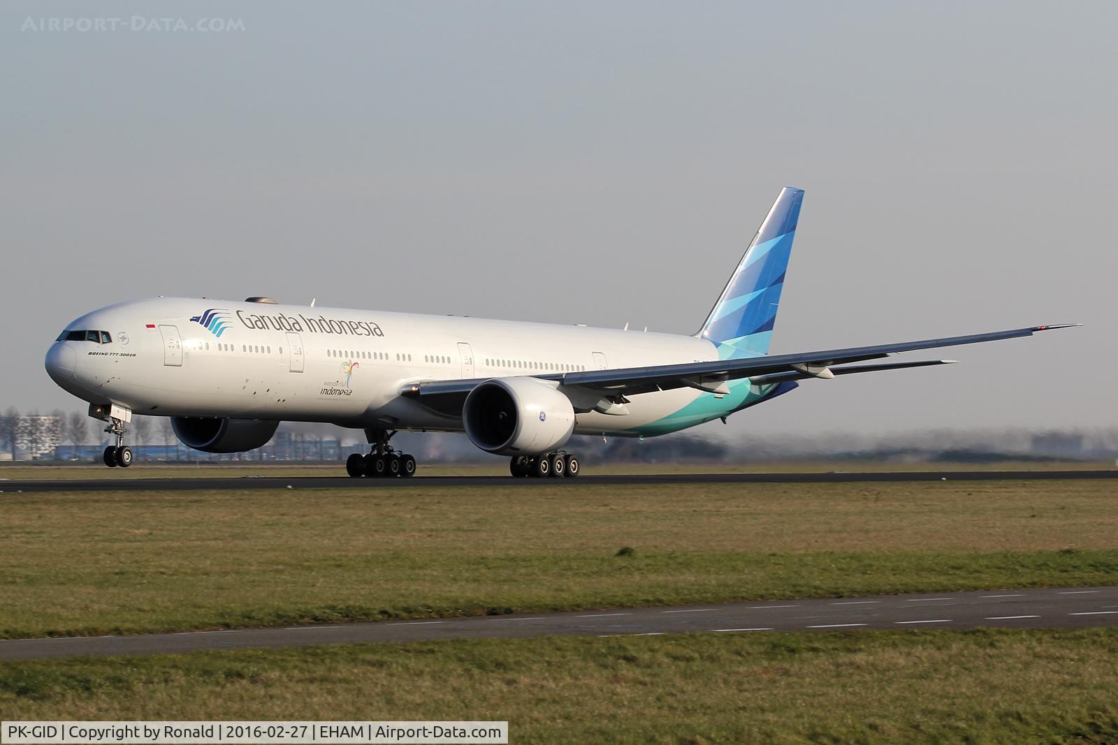 PK-GID, 2013 Boeing 777-3U3/ER C/N 29146, at spl