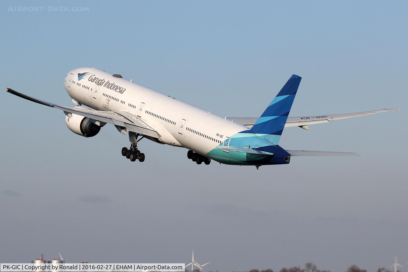 PK-GIC, 2013 Boeing 777-3U3/ER C/N 40075, at spl