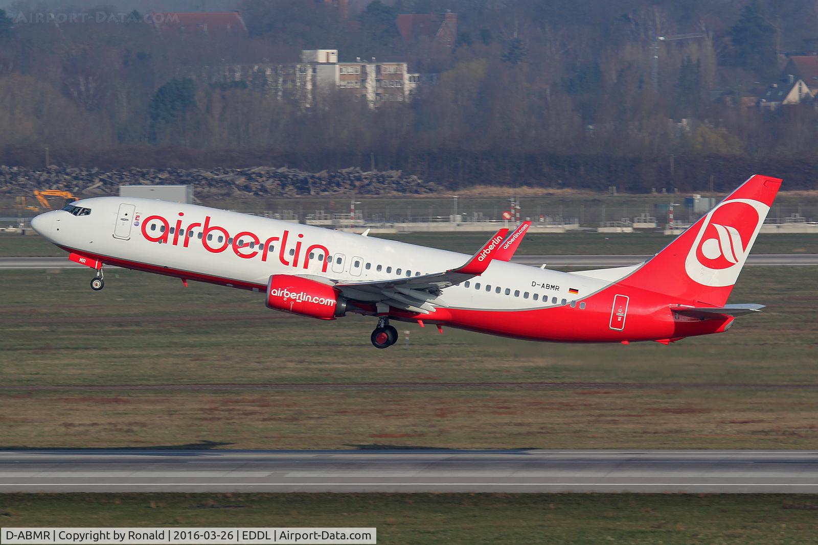 D-ABMR, 2013 Boeing 737-86J C/N 37781, at dus