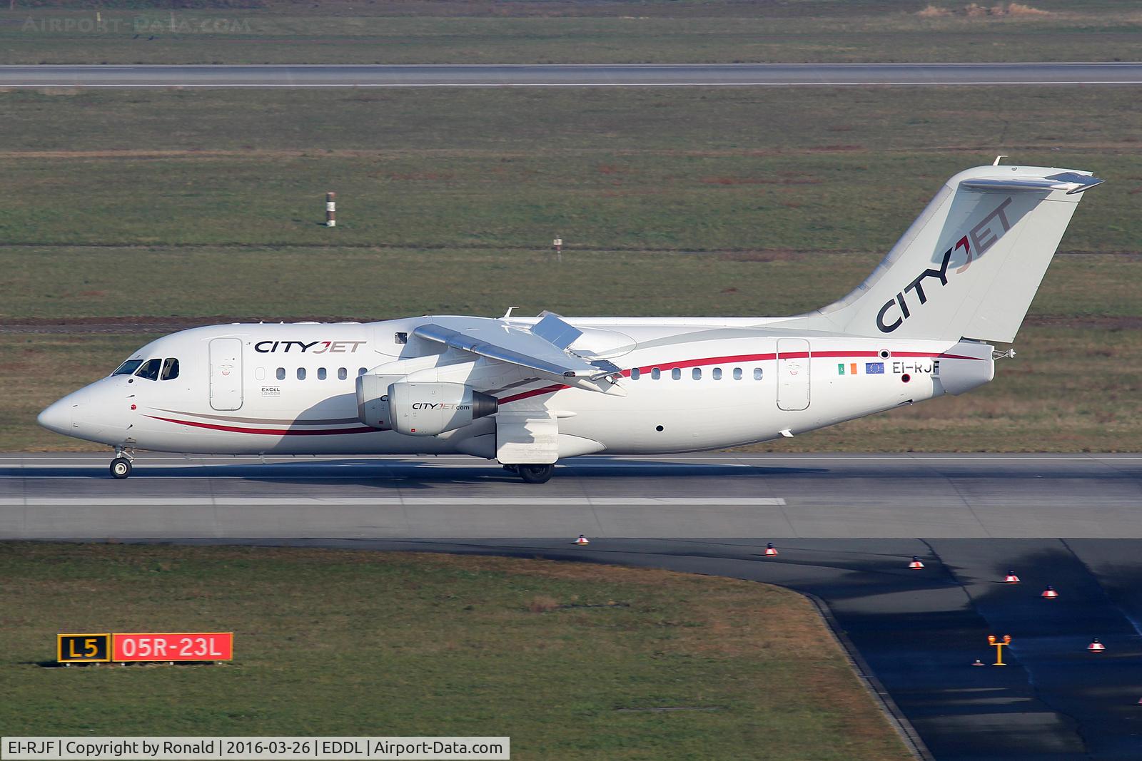 EI-RJF, 1998 British Aerospace Avro 146-RJ85A C/N E2337, at dus
