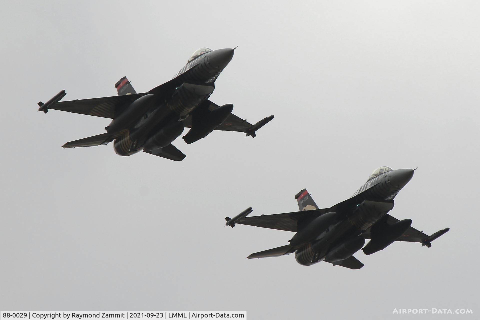 88-0029, TAI (Turkish Aerospace Industries) F-16C Fighting Falcon C/N 4R-31, F-16C Fighting Falcons 88-0029 and 88-0032 Turkish Air Force in the run in and break over RW13 to participate in the Malta International Air Show.