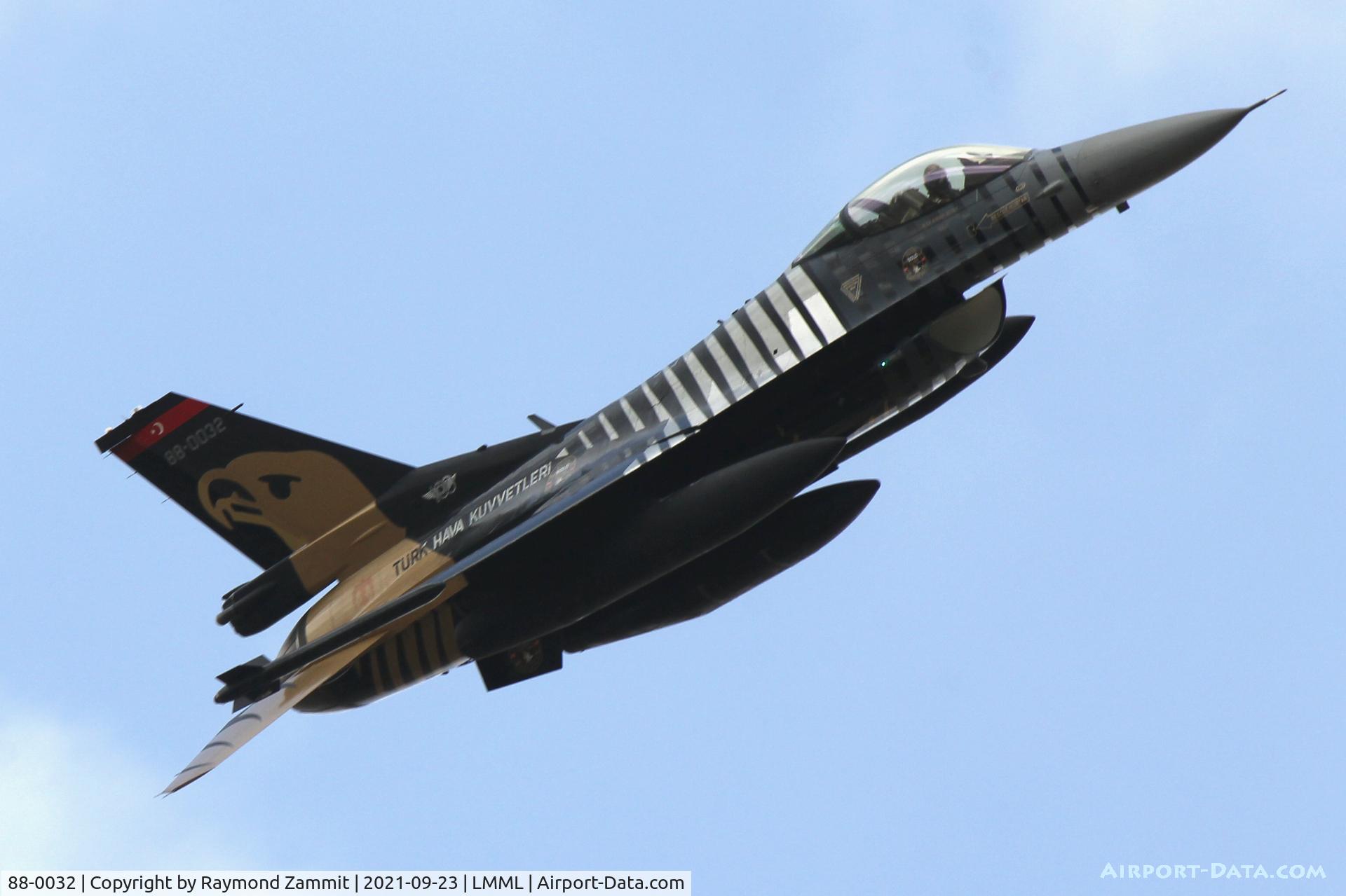 88-0032, TAI (Turkish Aerospace Industries) F-16C Fighting Falcon C/N 4R-34, F-16C Fighting Falcon 88-0032 Turkish Air Force