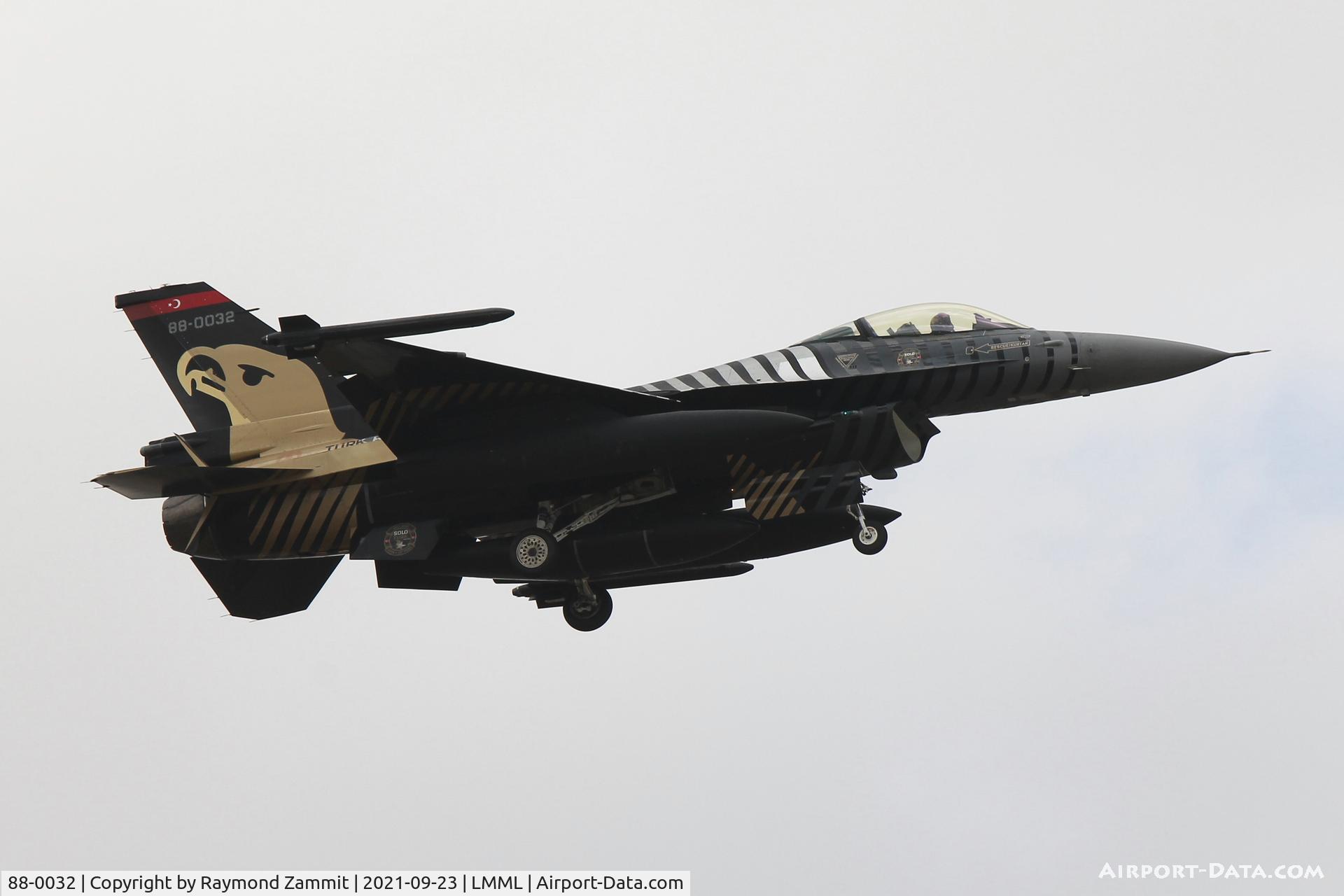88-0032, TAI (Turkish Aerospace Industries) F-16C Fighting Falcon C/N 4R-34, F-16C Fighting Falcon 88-0032 Turkish Air Force